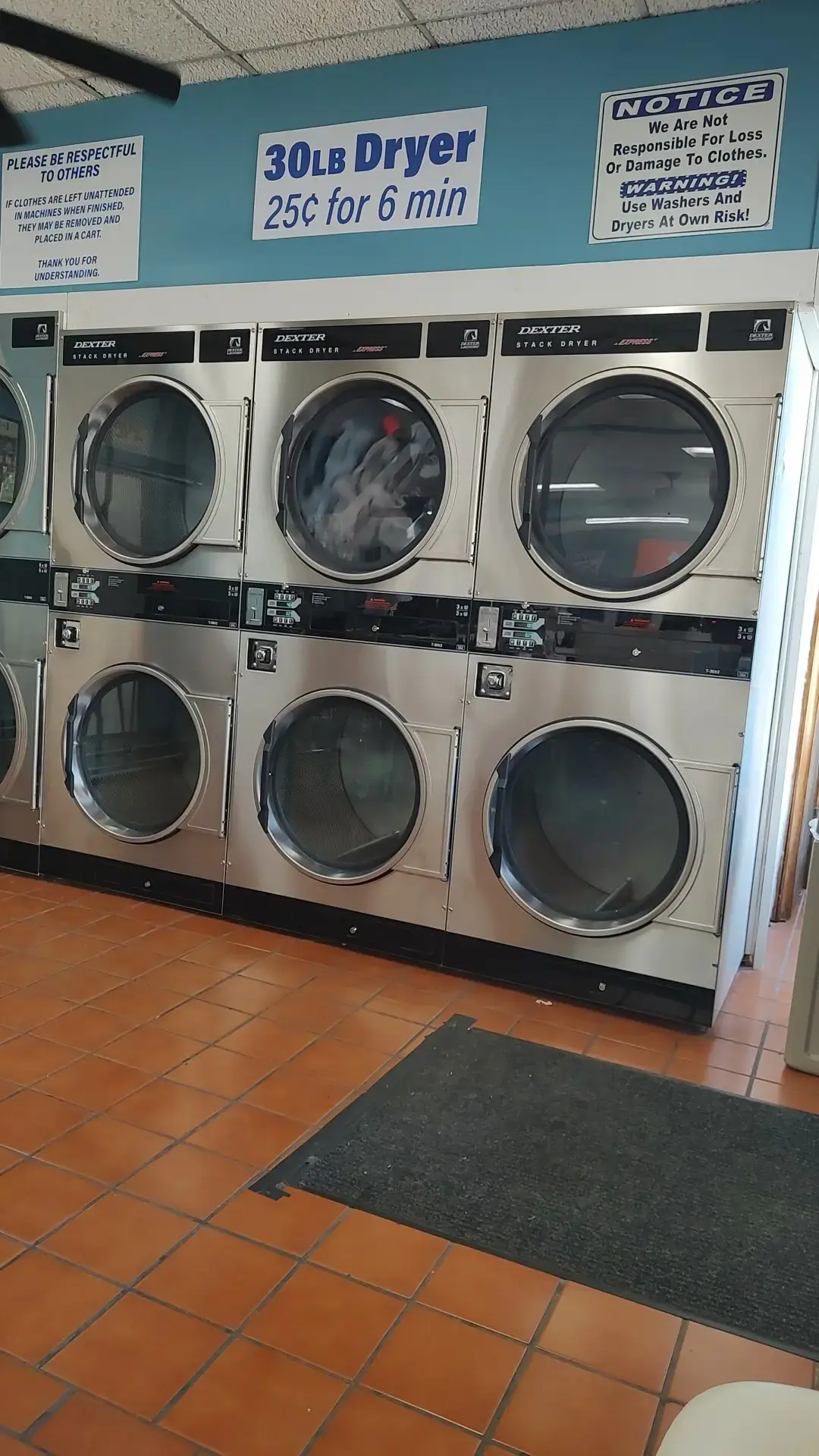 University Laundromat - Image 19