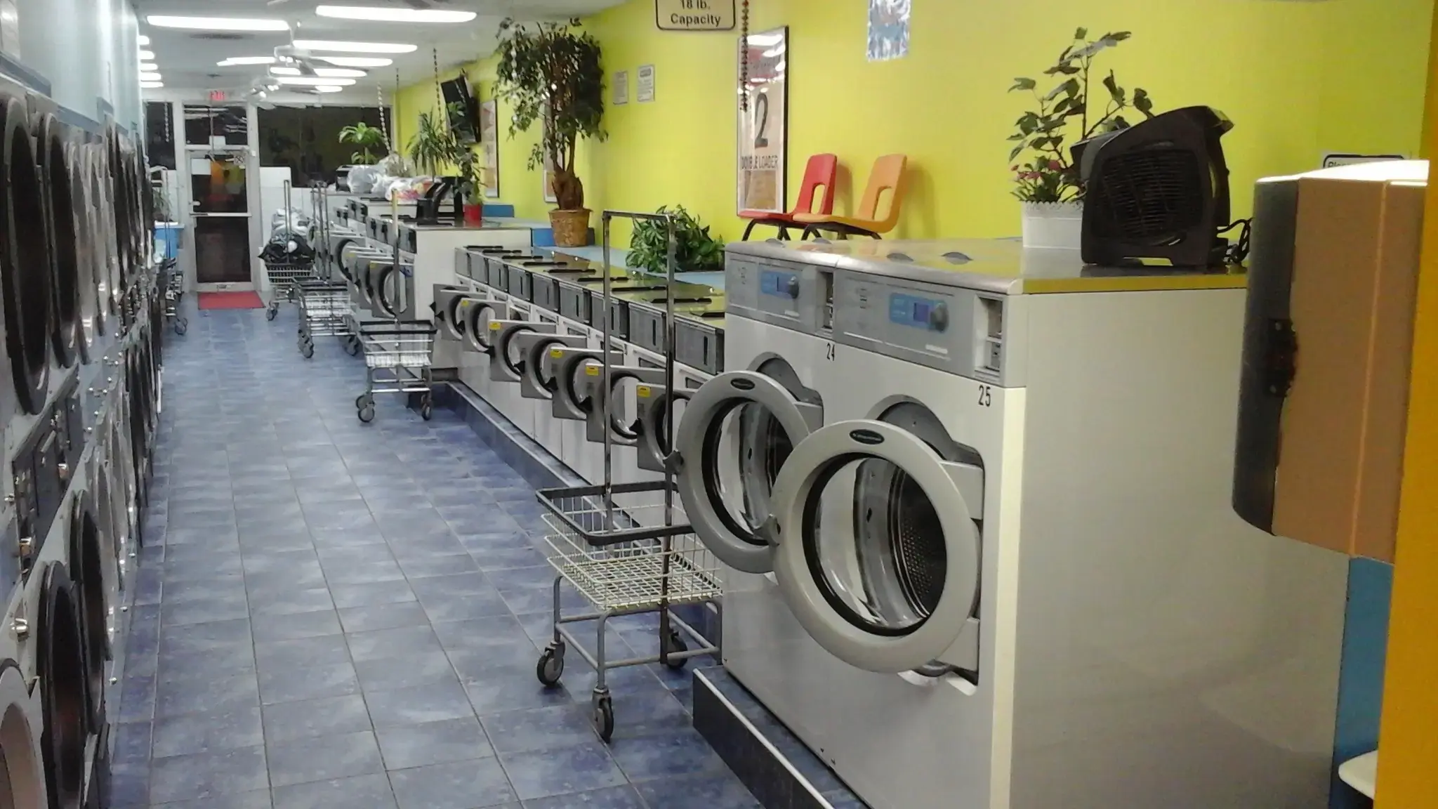 University Laundromat LLC thumbnail 7