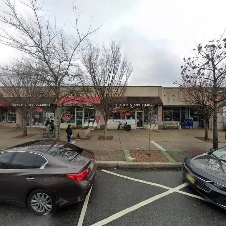 University Laundromat LLC - Image 8