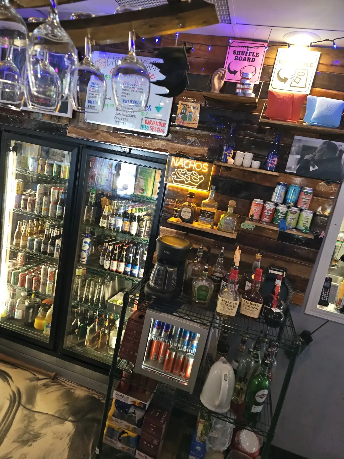 University of Wash Laundromat Arcade Bar - Image 6