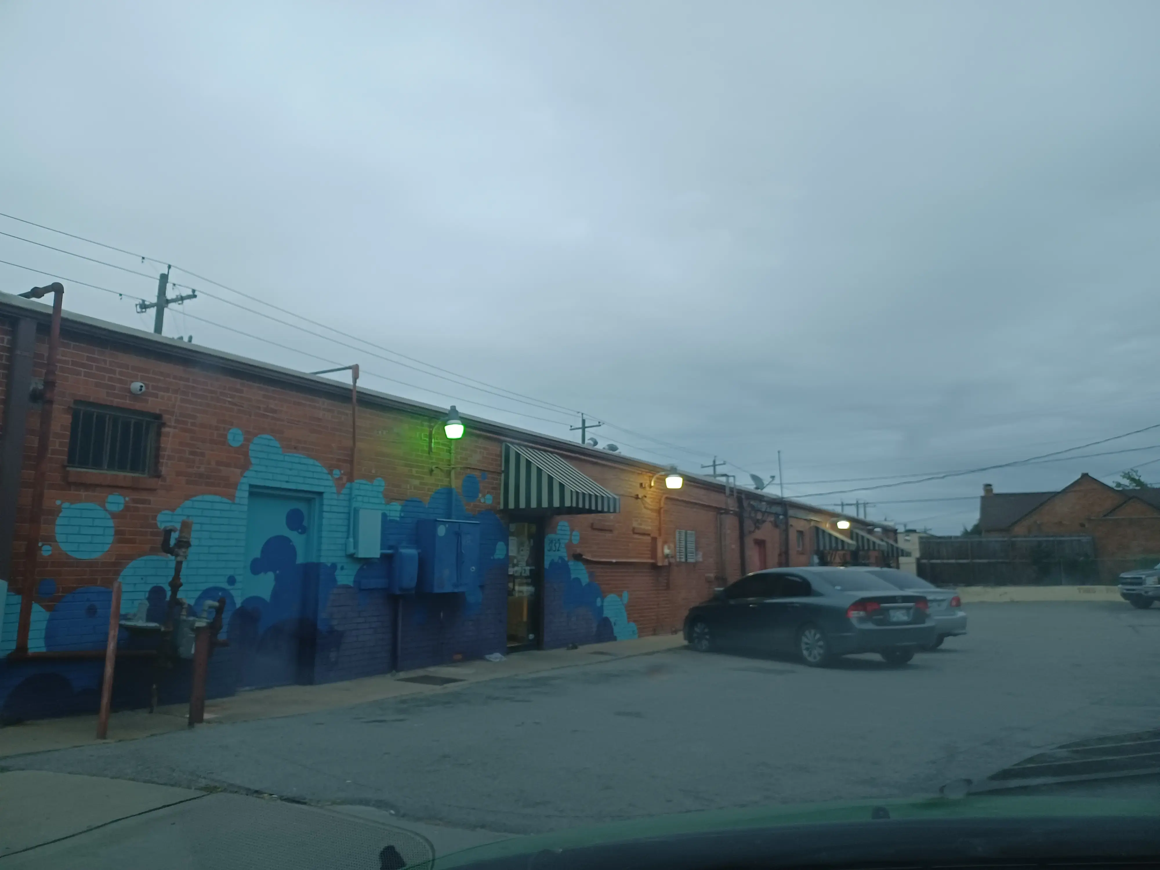 University of Wash Laundromat Arcade Bar thumbnail 9