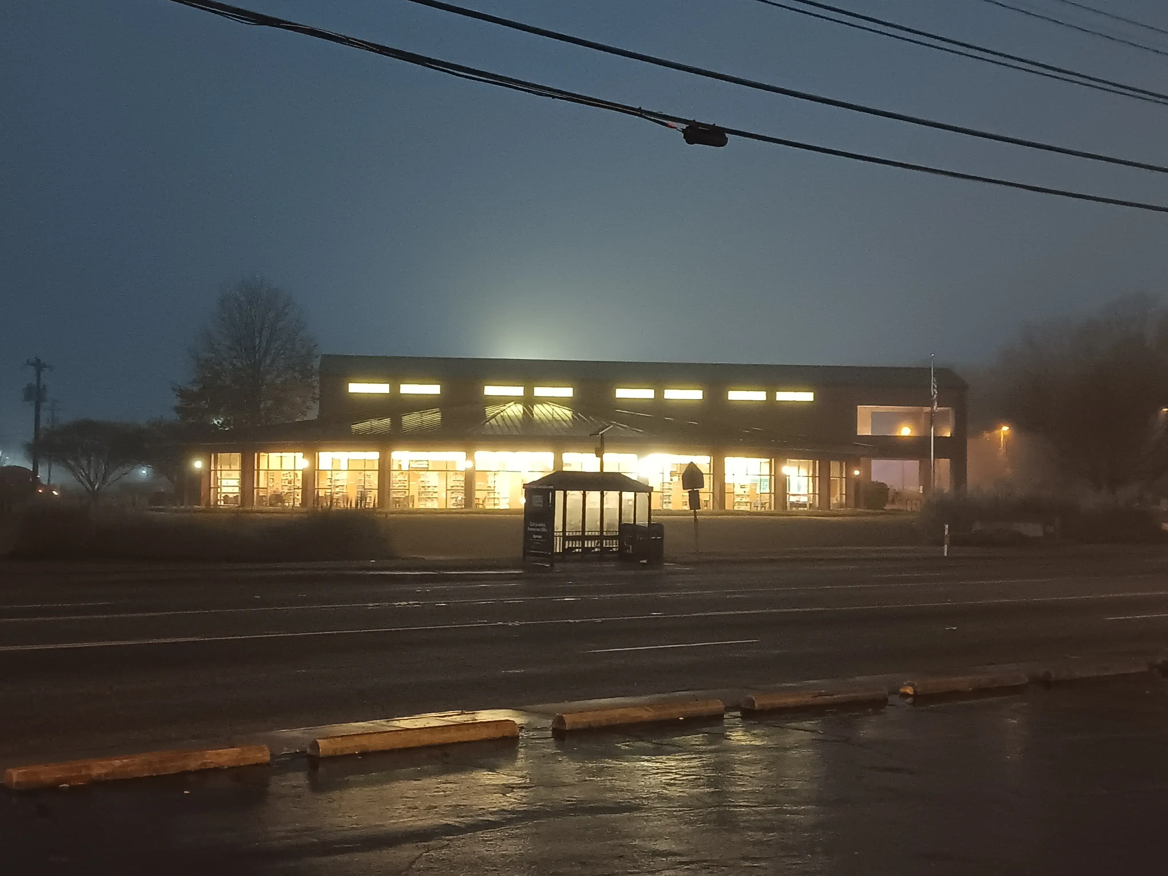 Upstate Laundromat thumbnail 10