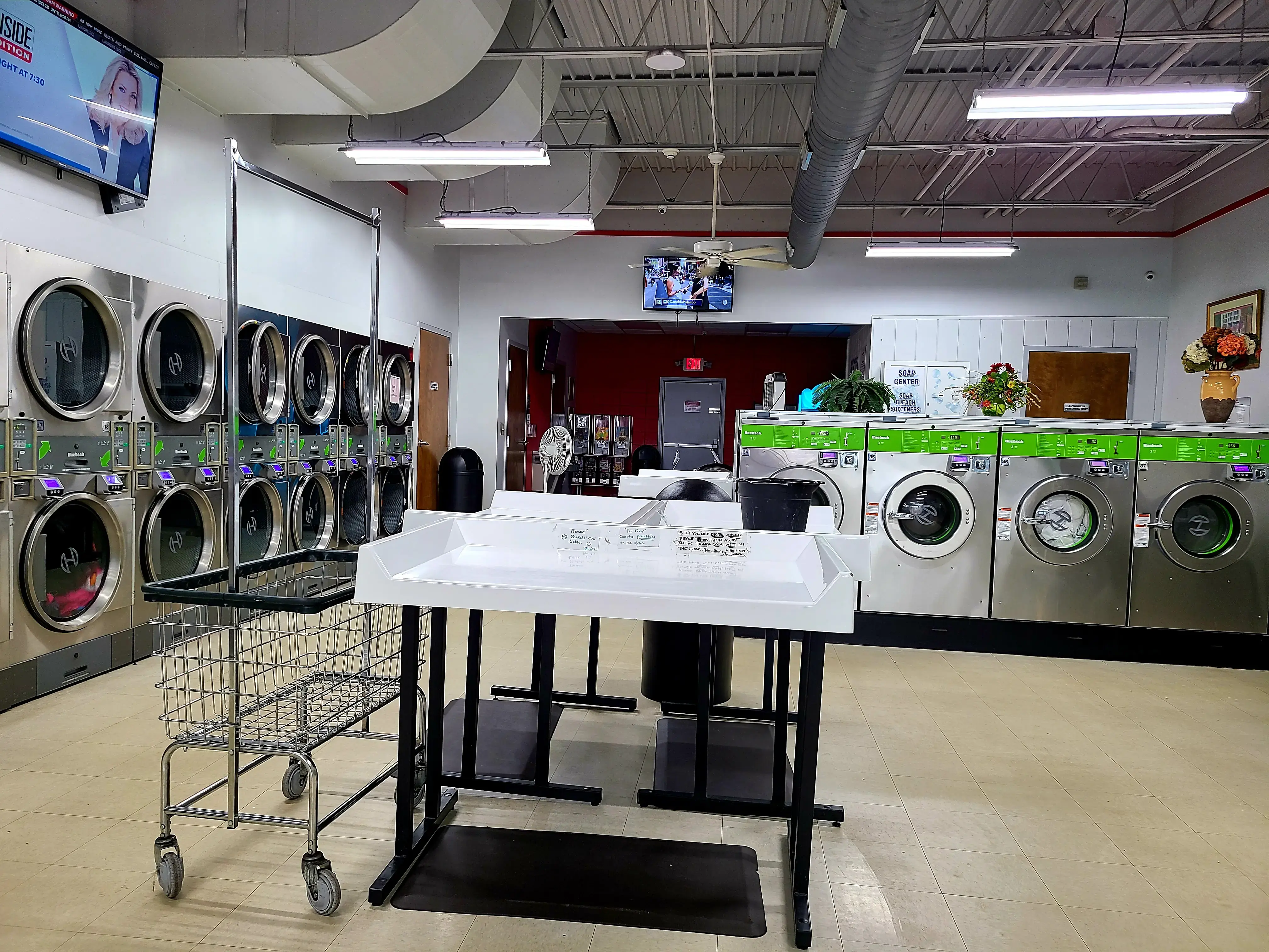 Upstate Laundromat thumbnail 17