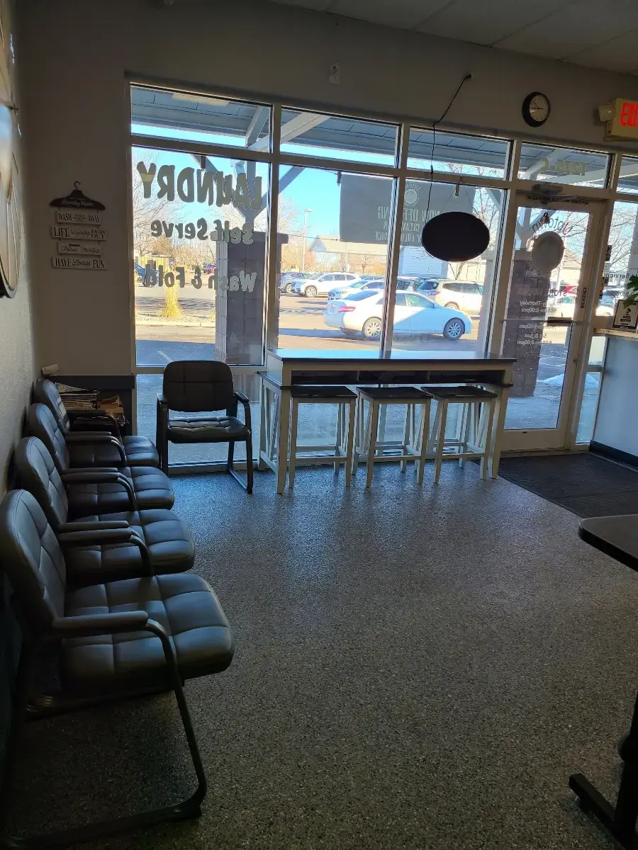 Uptown Laundry Service - Image 12