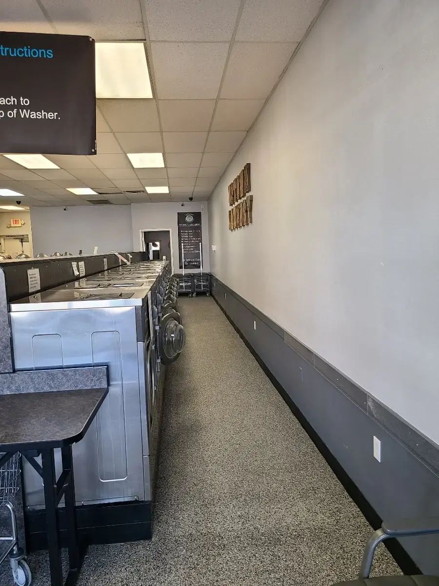 Uptown Laundry Service - Image 16