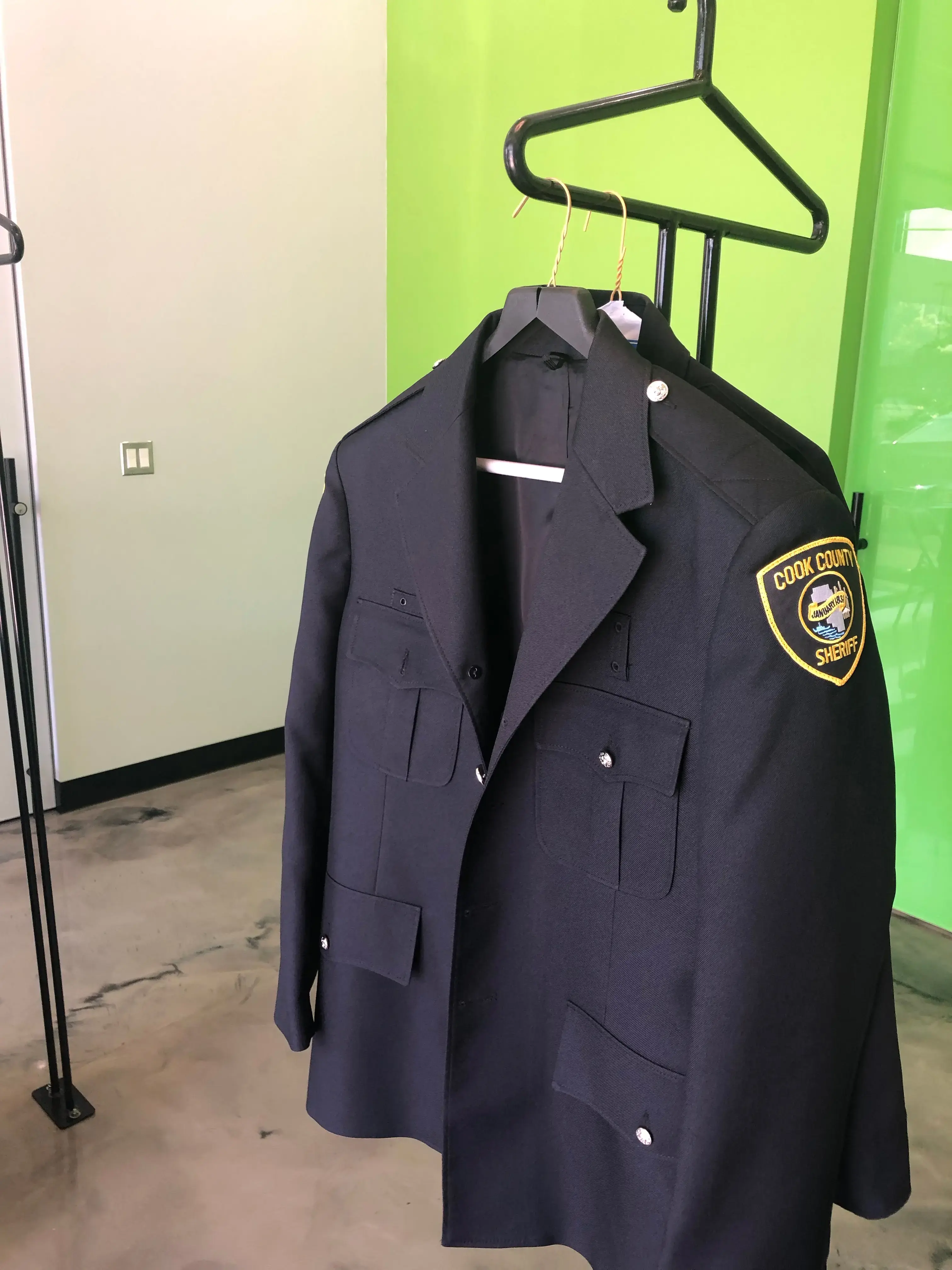 Urban Dry Cleaners - Image 19