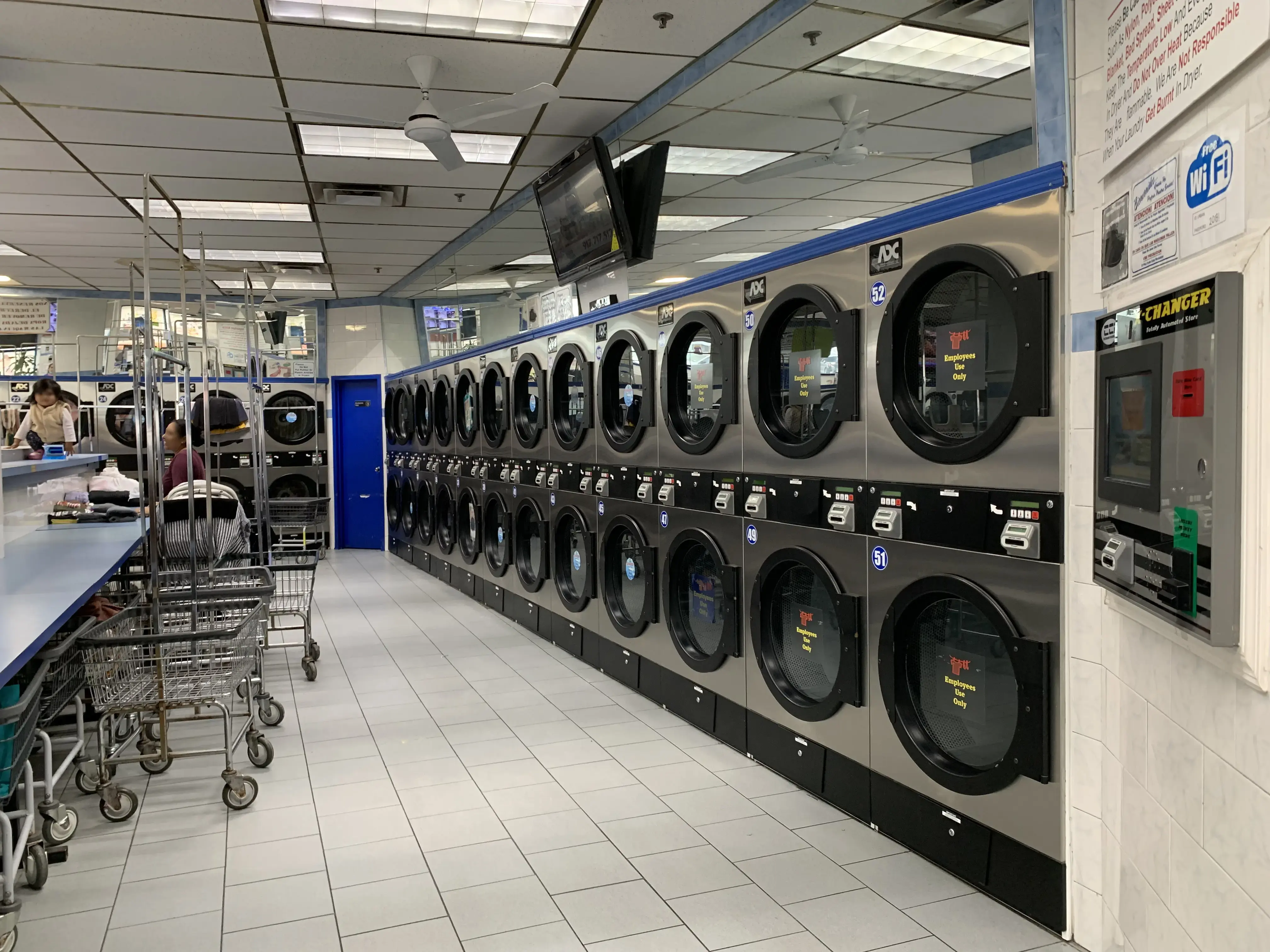 Urban MegaWash Laundromat location