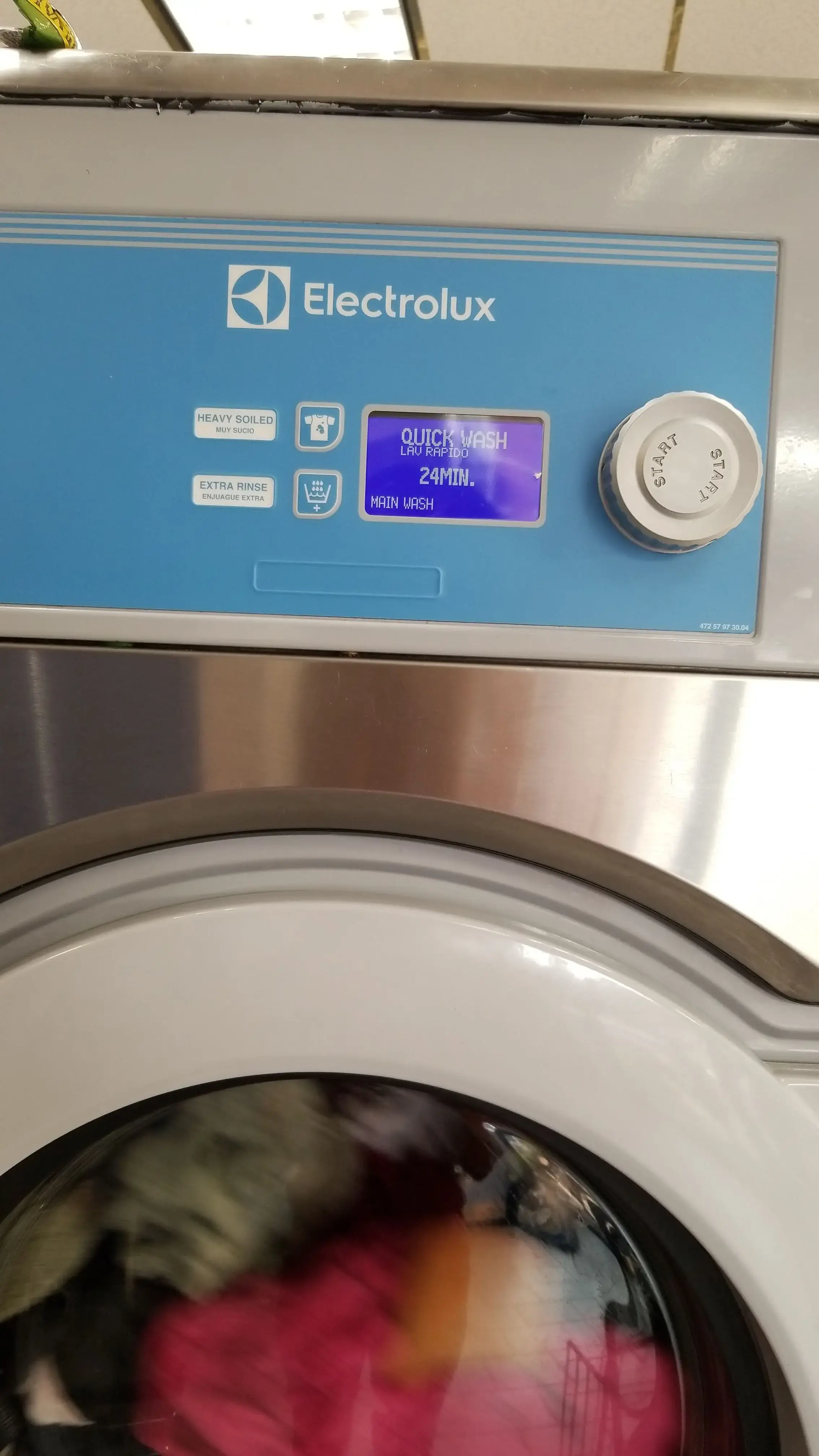 Urban MegaWash Laundromat - Image 9