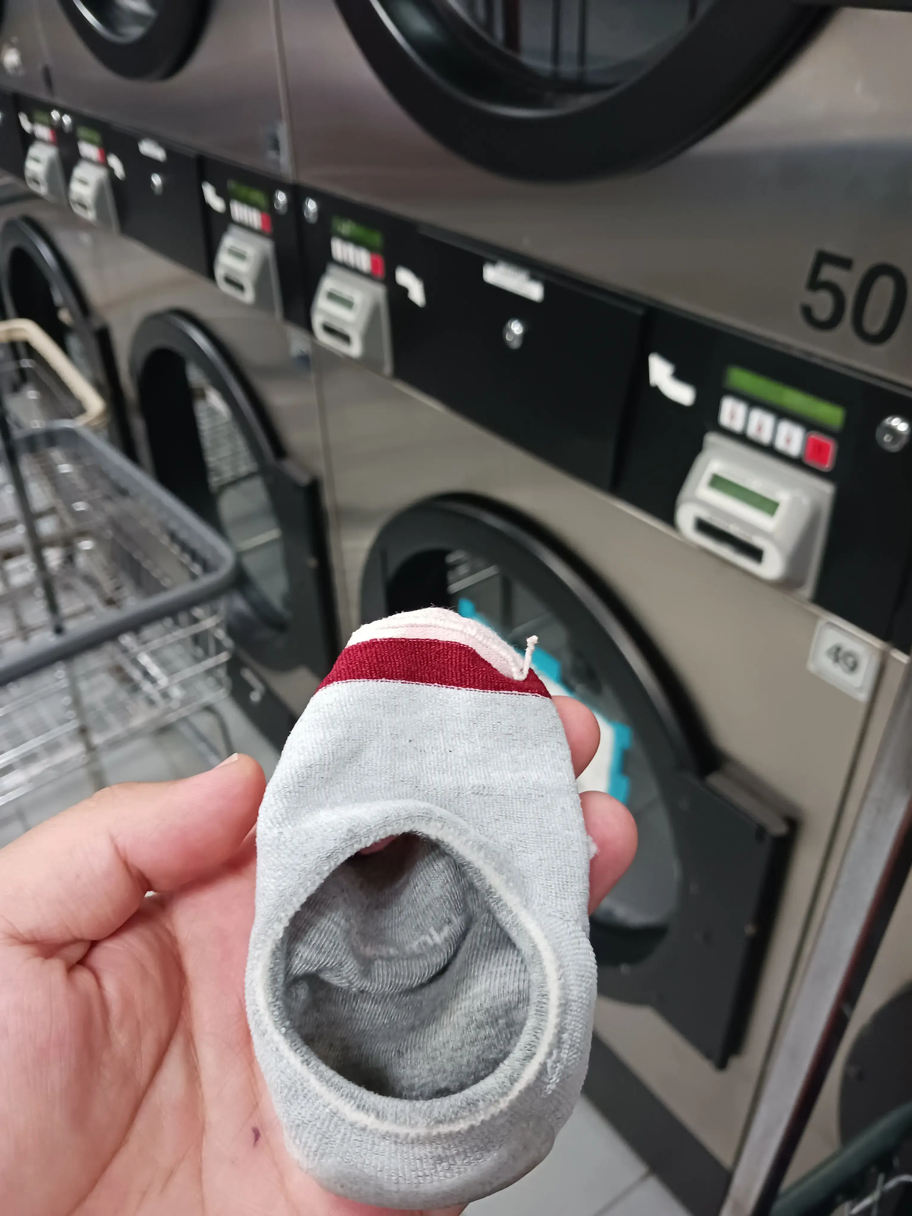 Urban MegaWash Laundromat thumbnail 12