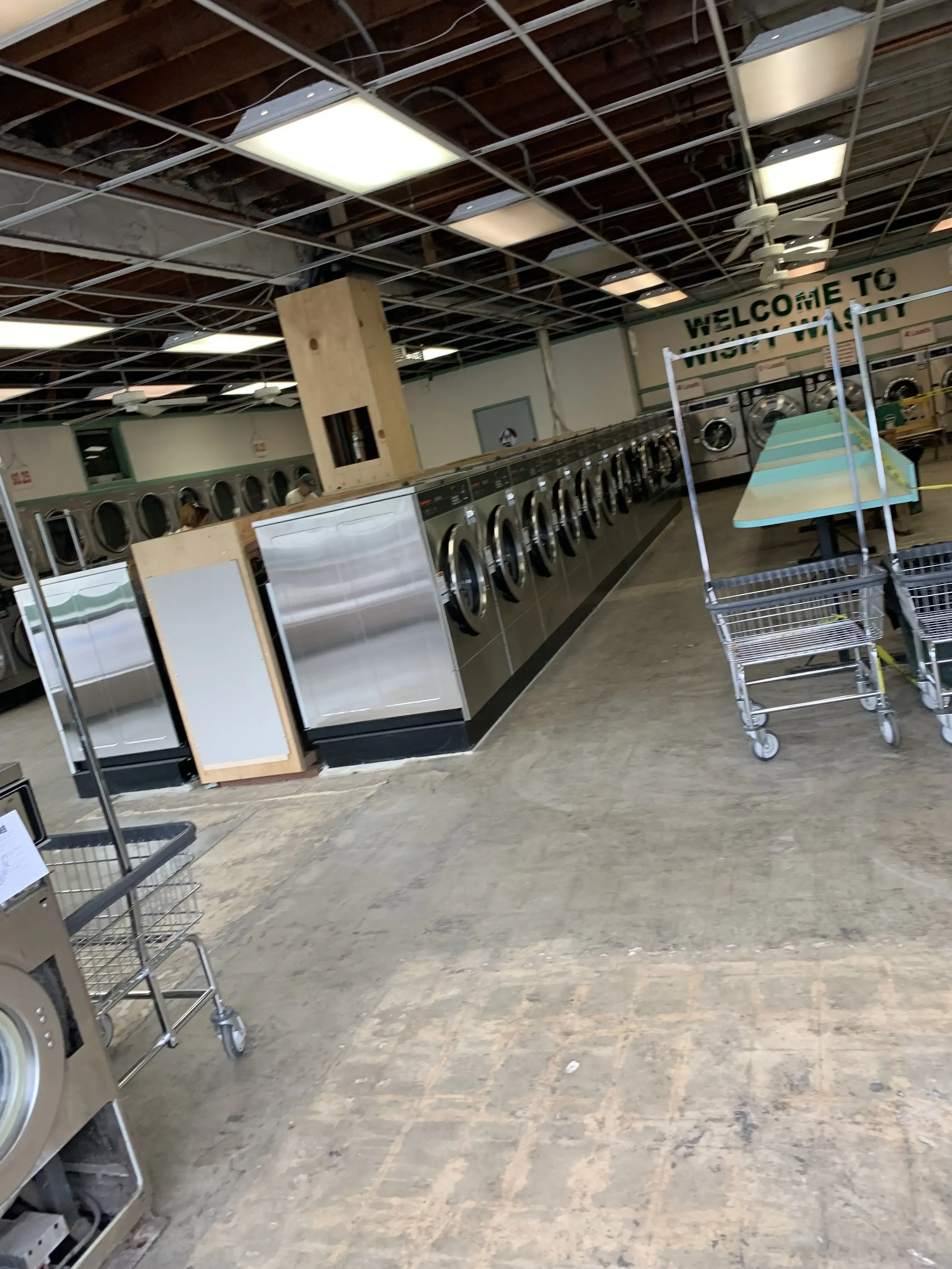 Urban Wash 24 Hour Coin Laundry thumbnail 10