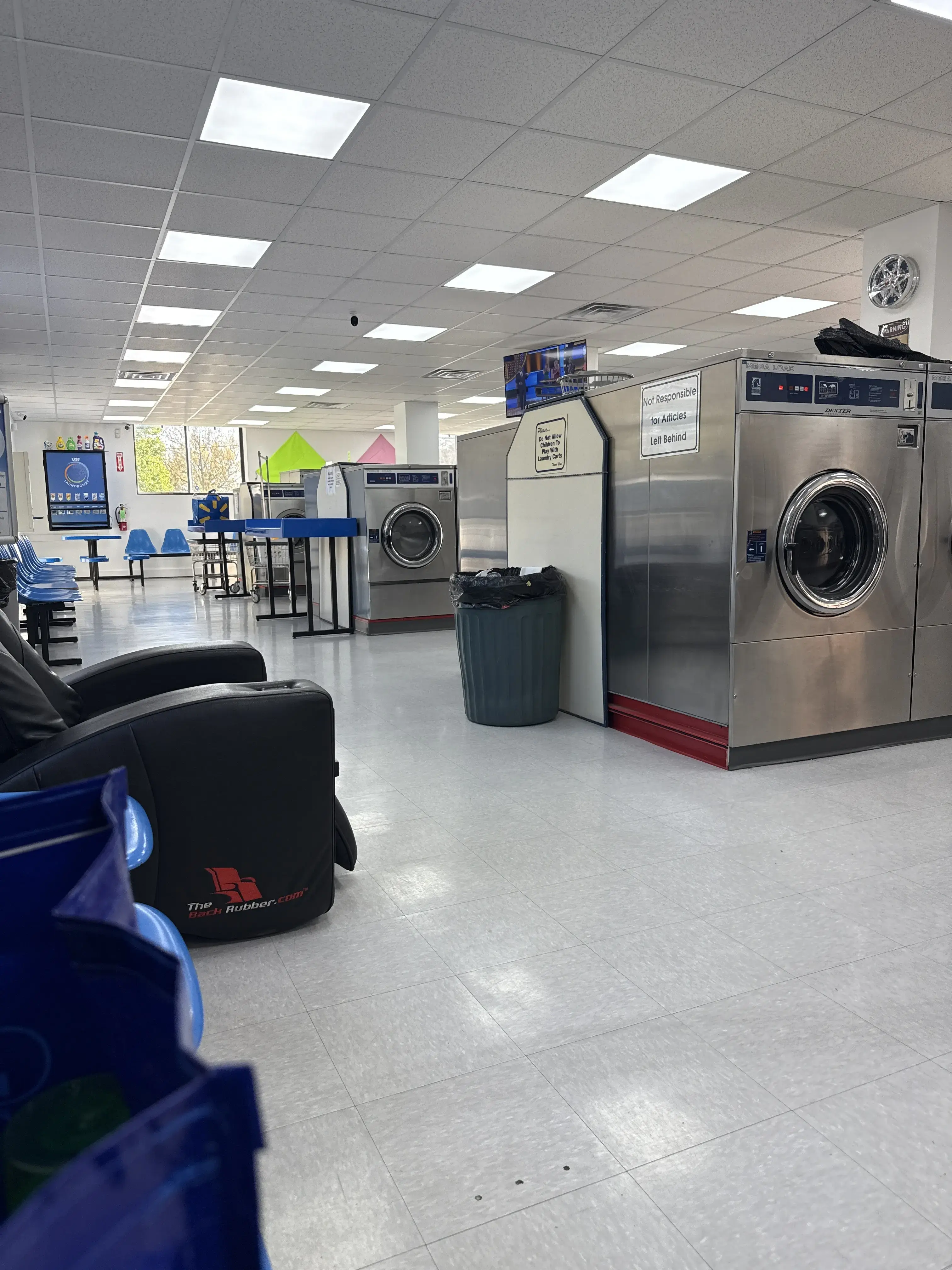 Us 1 Laundromat thumbnail 4