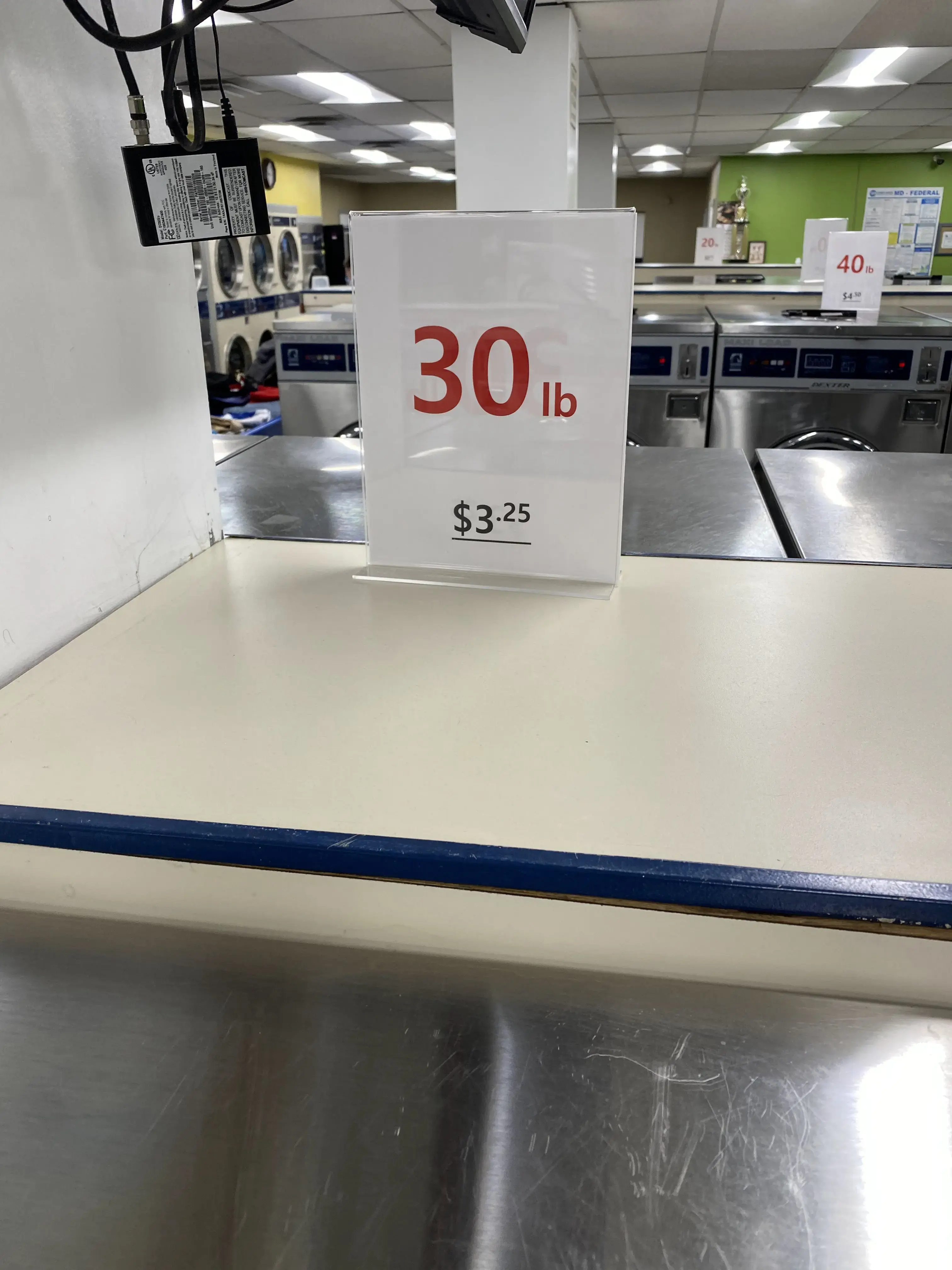 Us 1 Laundromat - Image 6