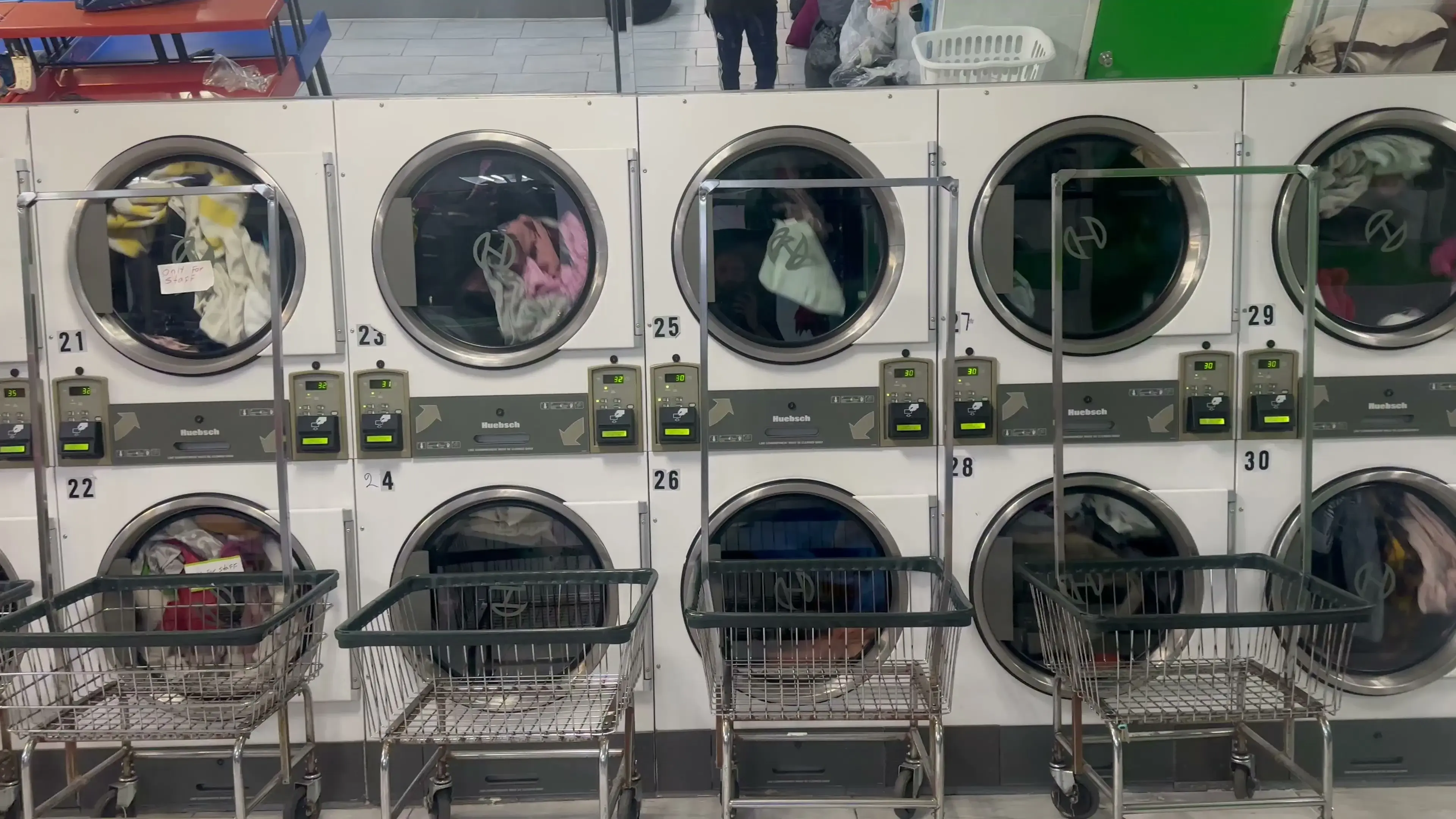 US Laundromat and Dry Cleaner - Image 8