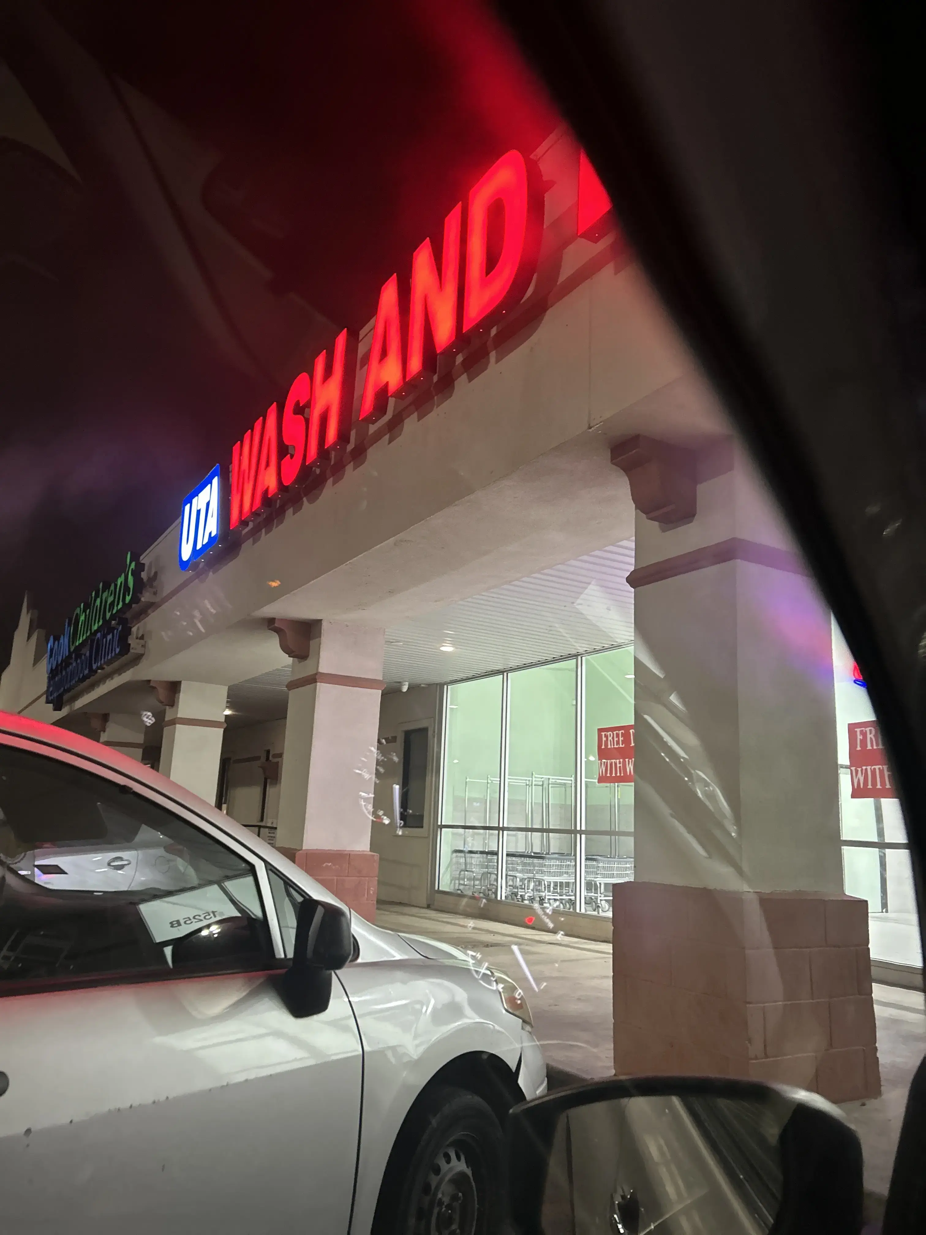 UTA Wash And Dry thumbnail 6