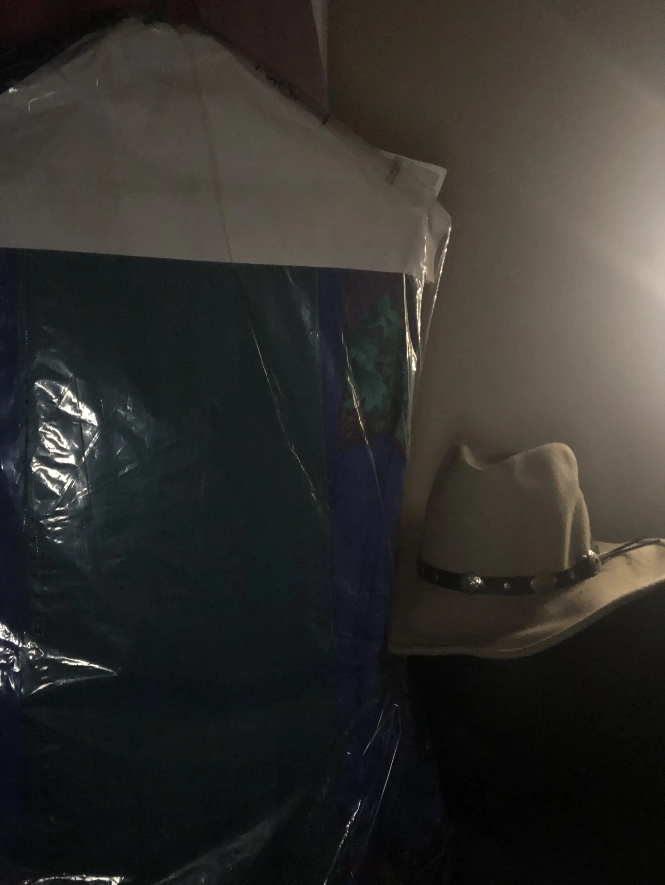 Utopia Cleaners & Laundry thumbnail 2