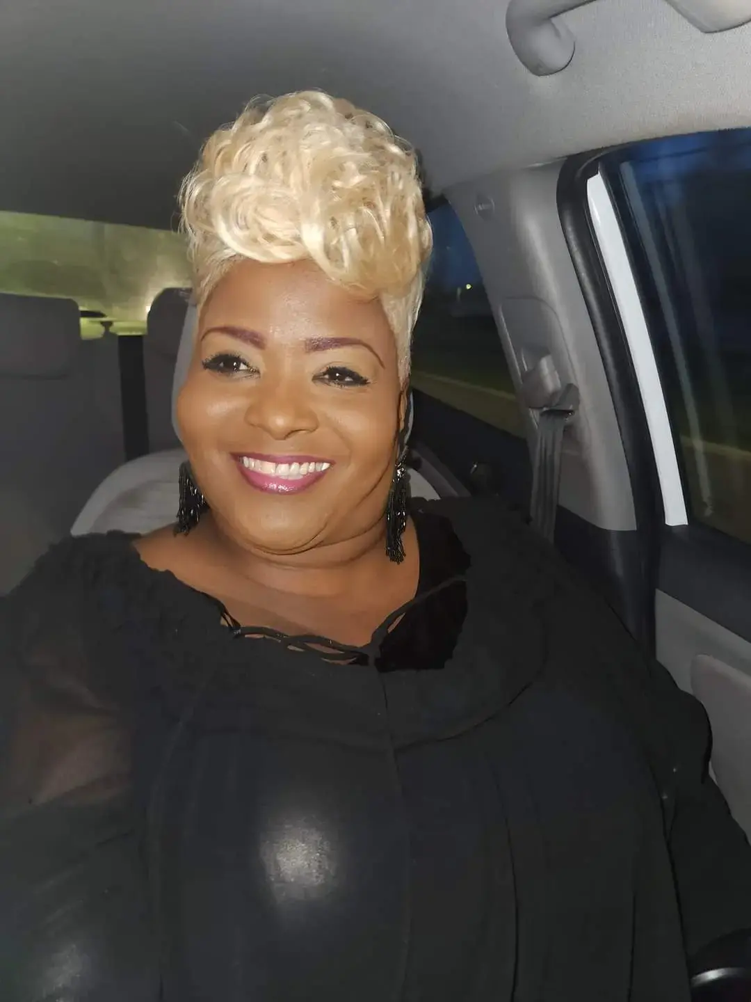 Utopia Cleaners & Laundry - Image 4