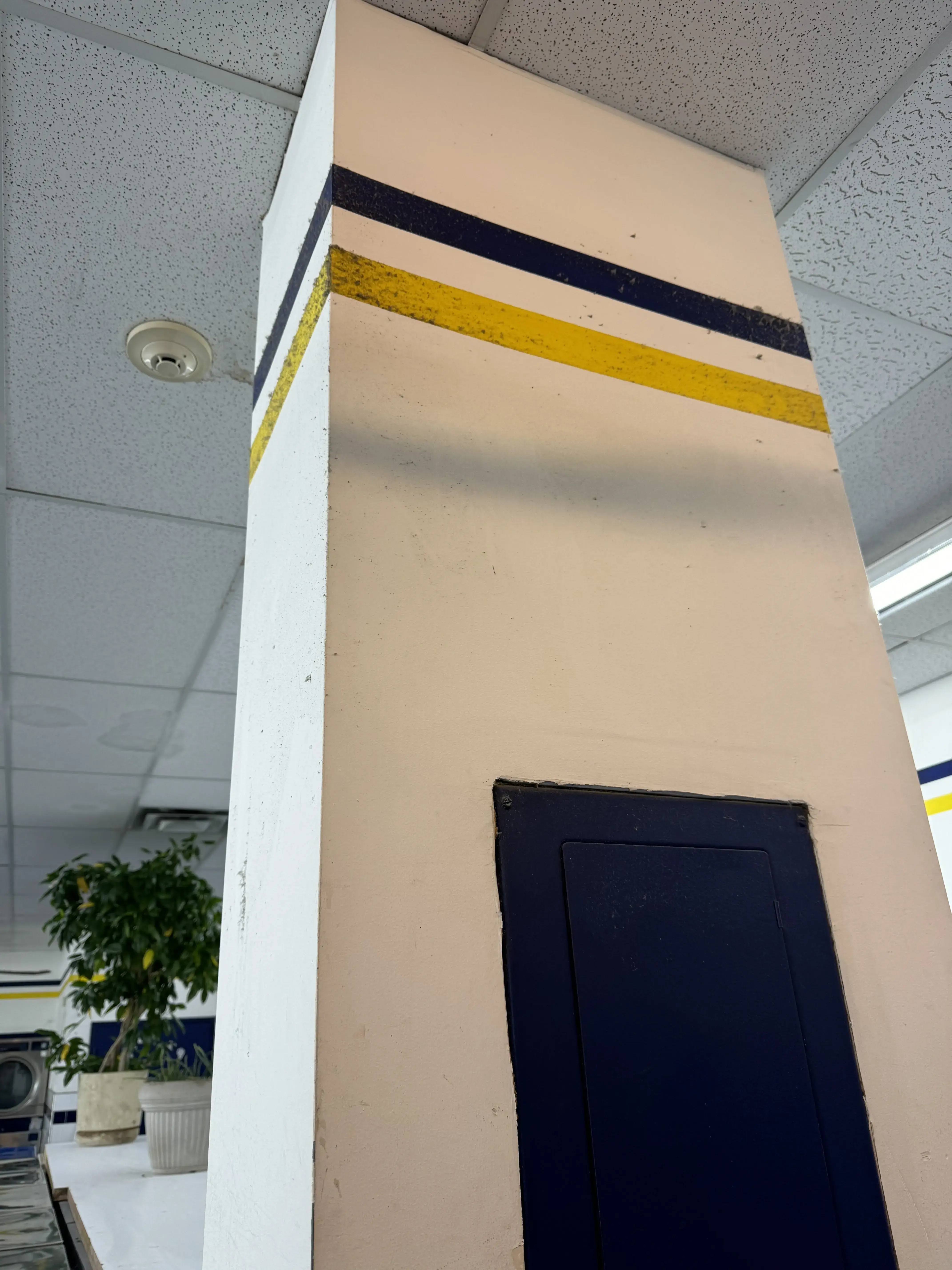 V & G Laundry - Image 13