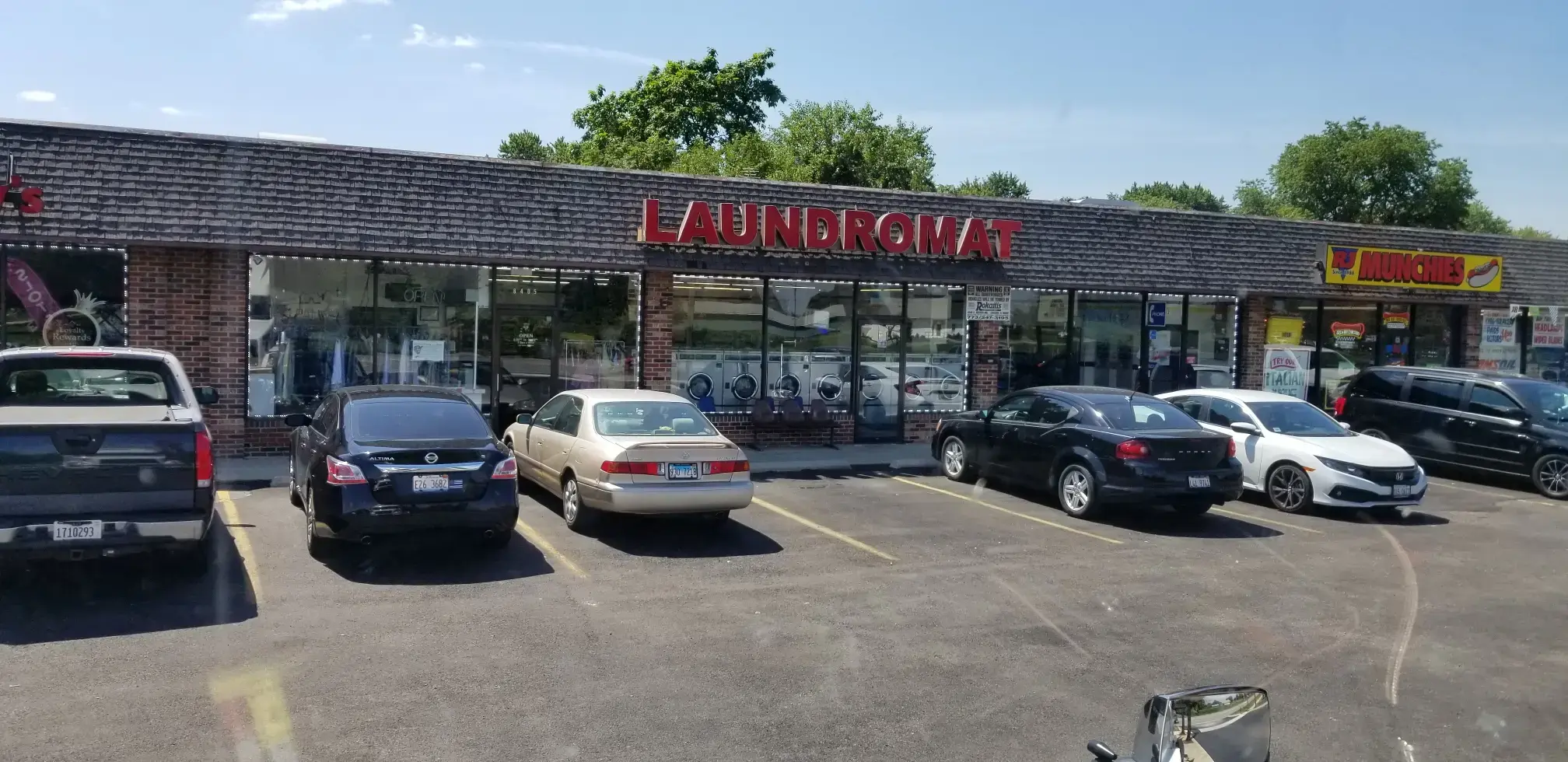 V & G Laundry thumbnail 3