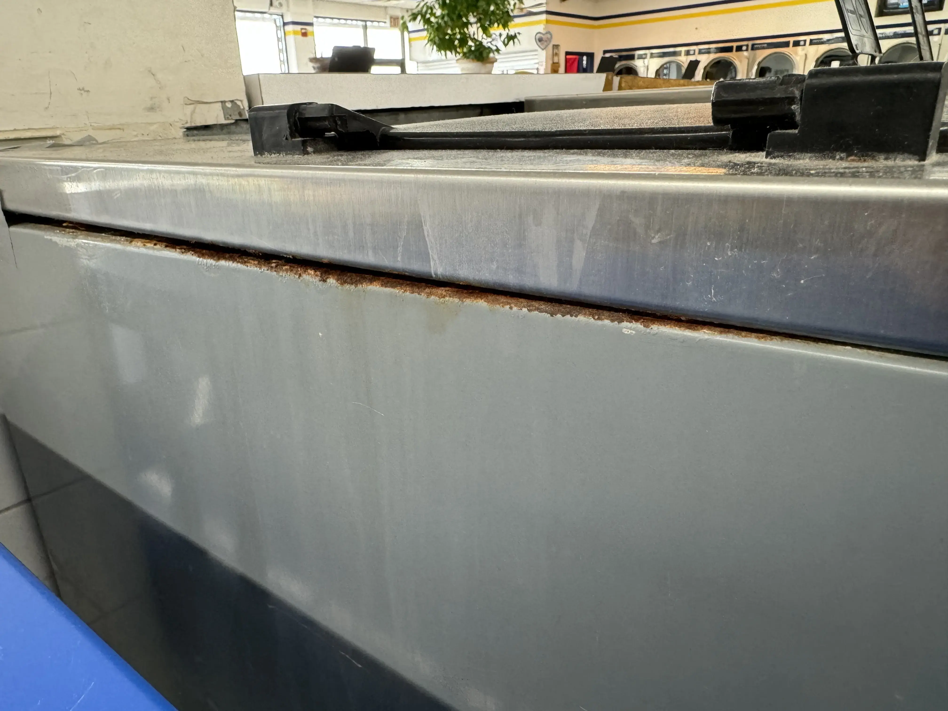 V & G Laundry - Image 7