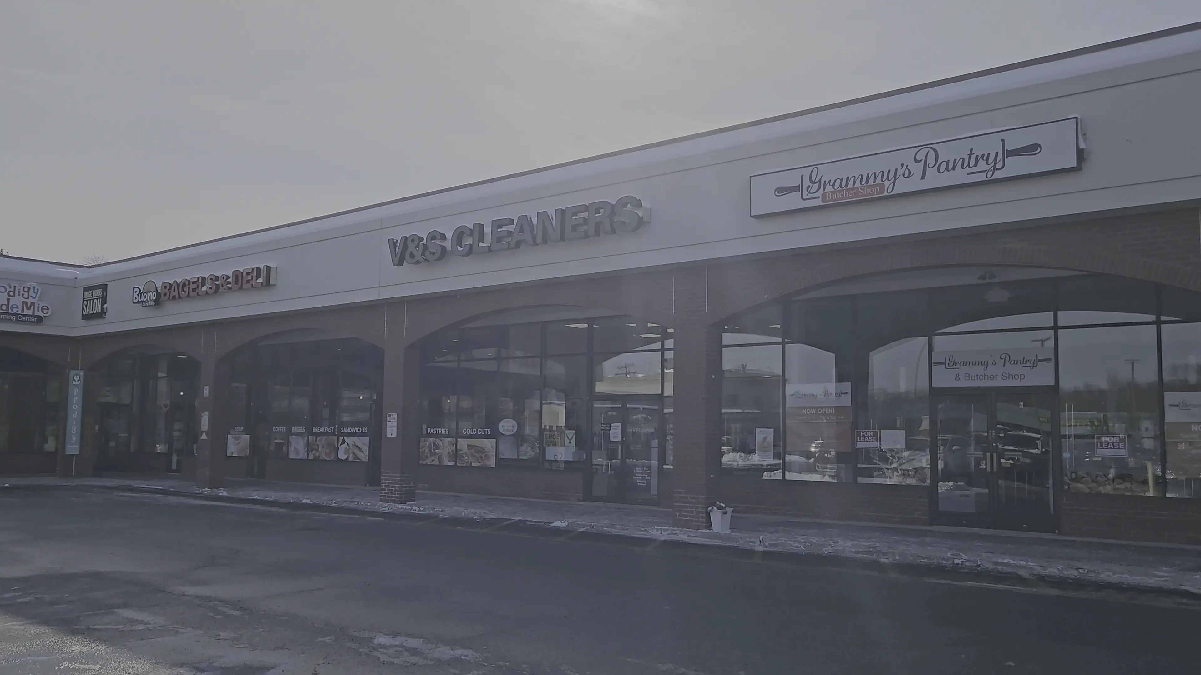 V & S Cleaners thumbnail 8