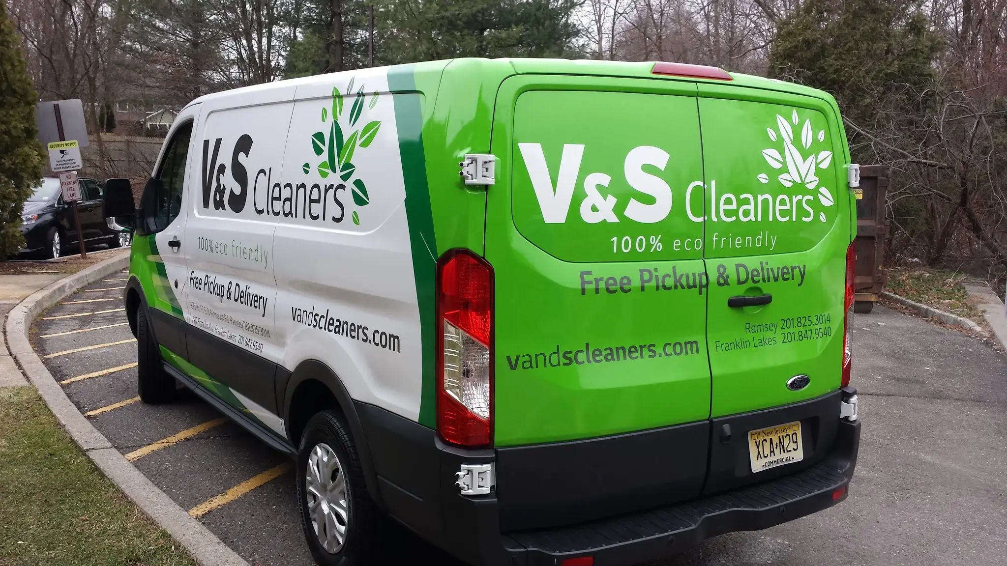 V & S Cleaners thumbnail 1