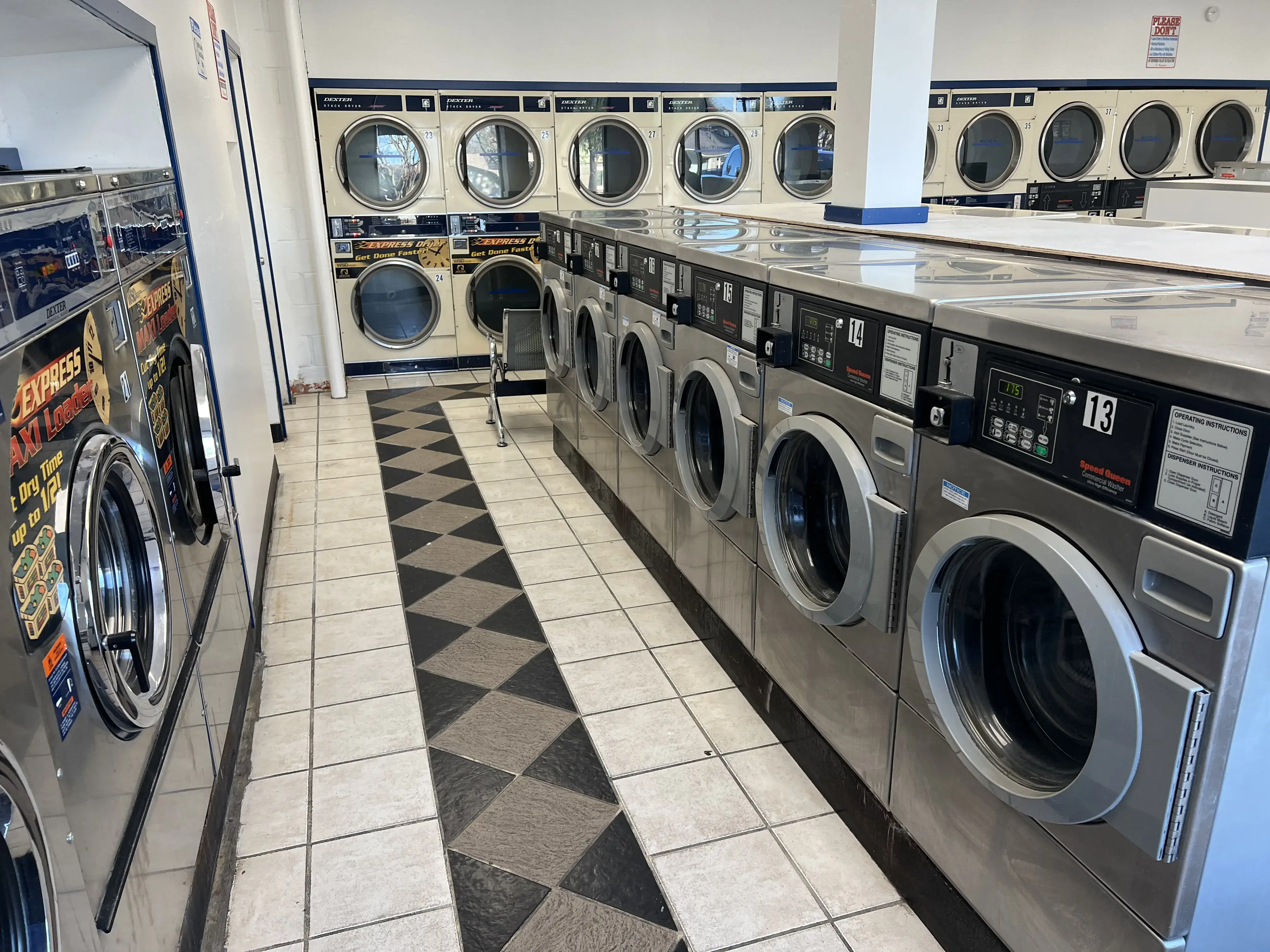 VacaValley laundry thumbnail 6