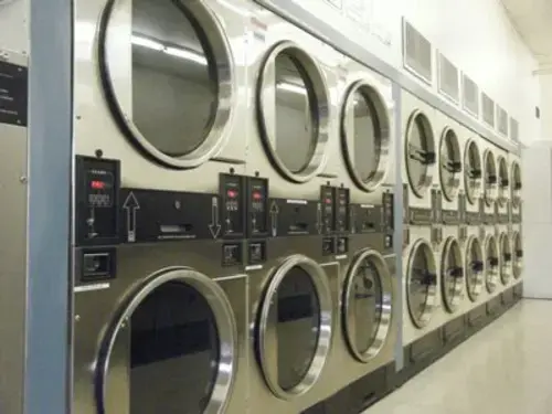 Vacaville Wash & Dry - Merchant thumbnail 4