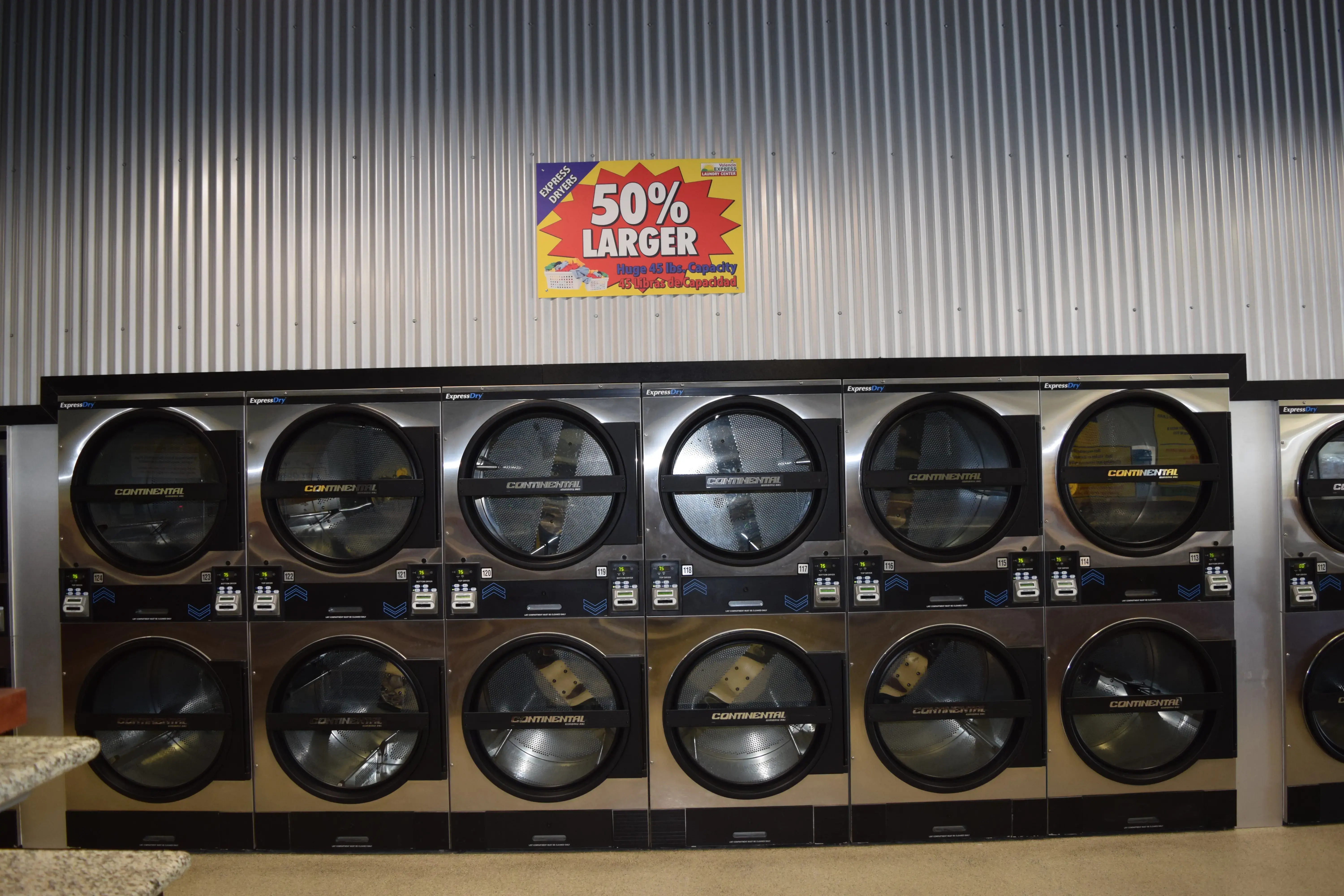 Valencia Express Laundry Center - Image 6