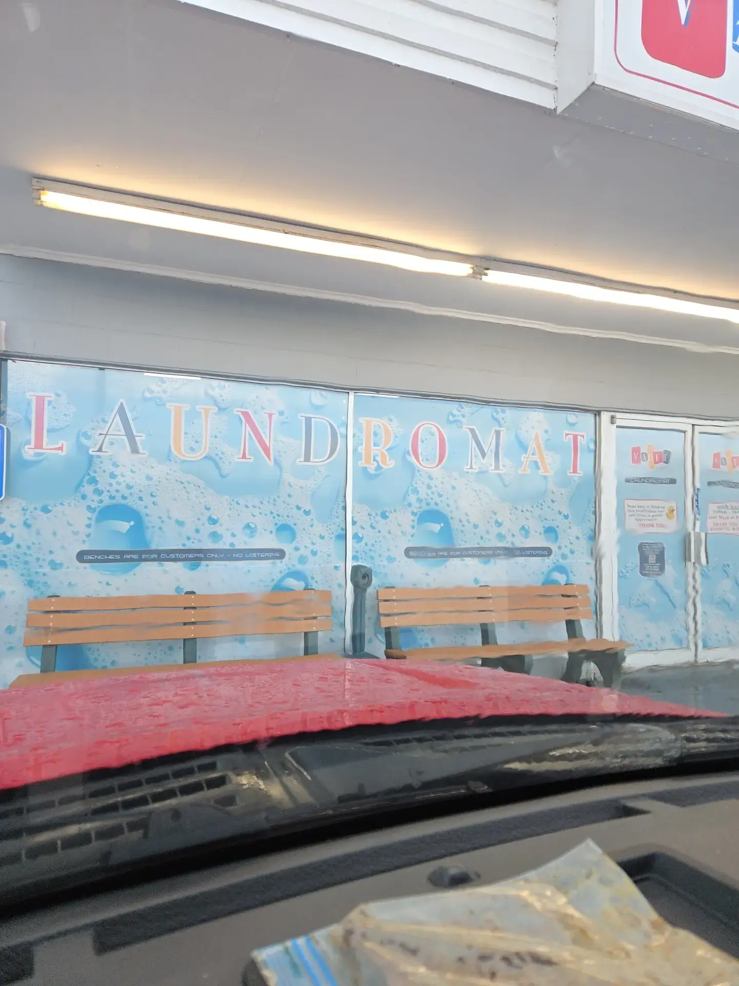 Valet Cleaners and Coin Laundry - Image 8