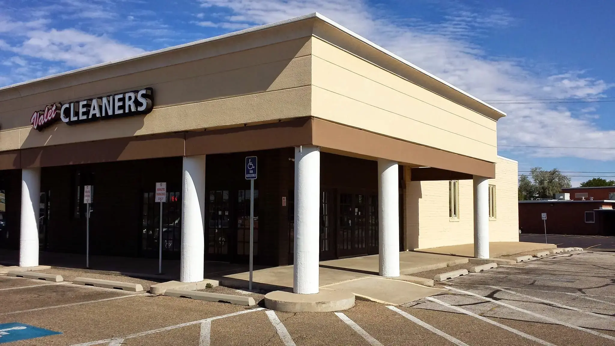 Valet Cleaners Inc location