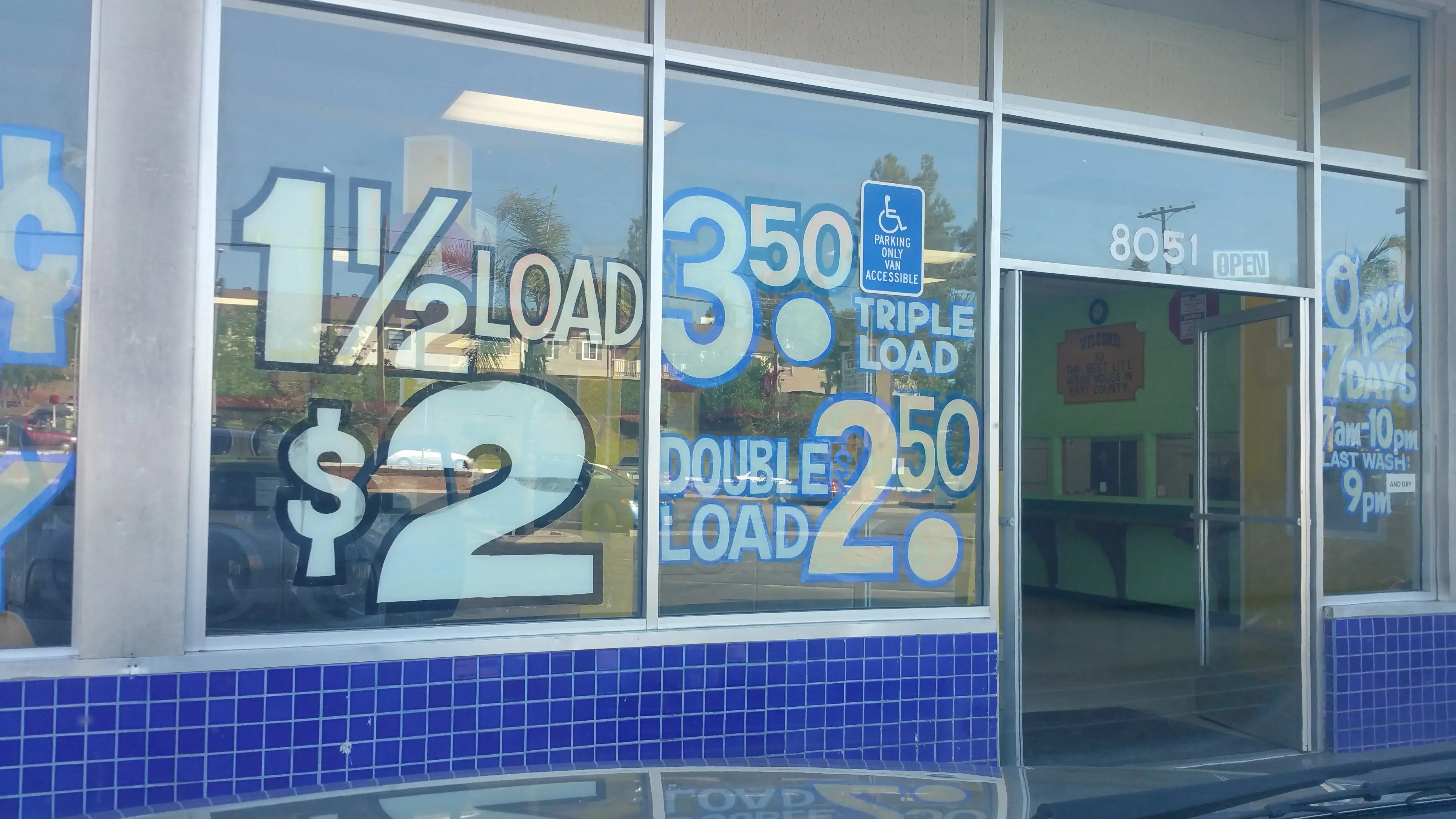 Valley Cleaners Laundromat thumbnail 13