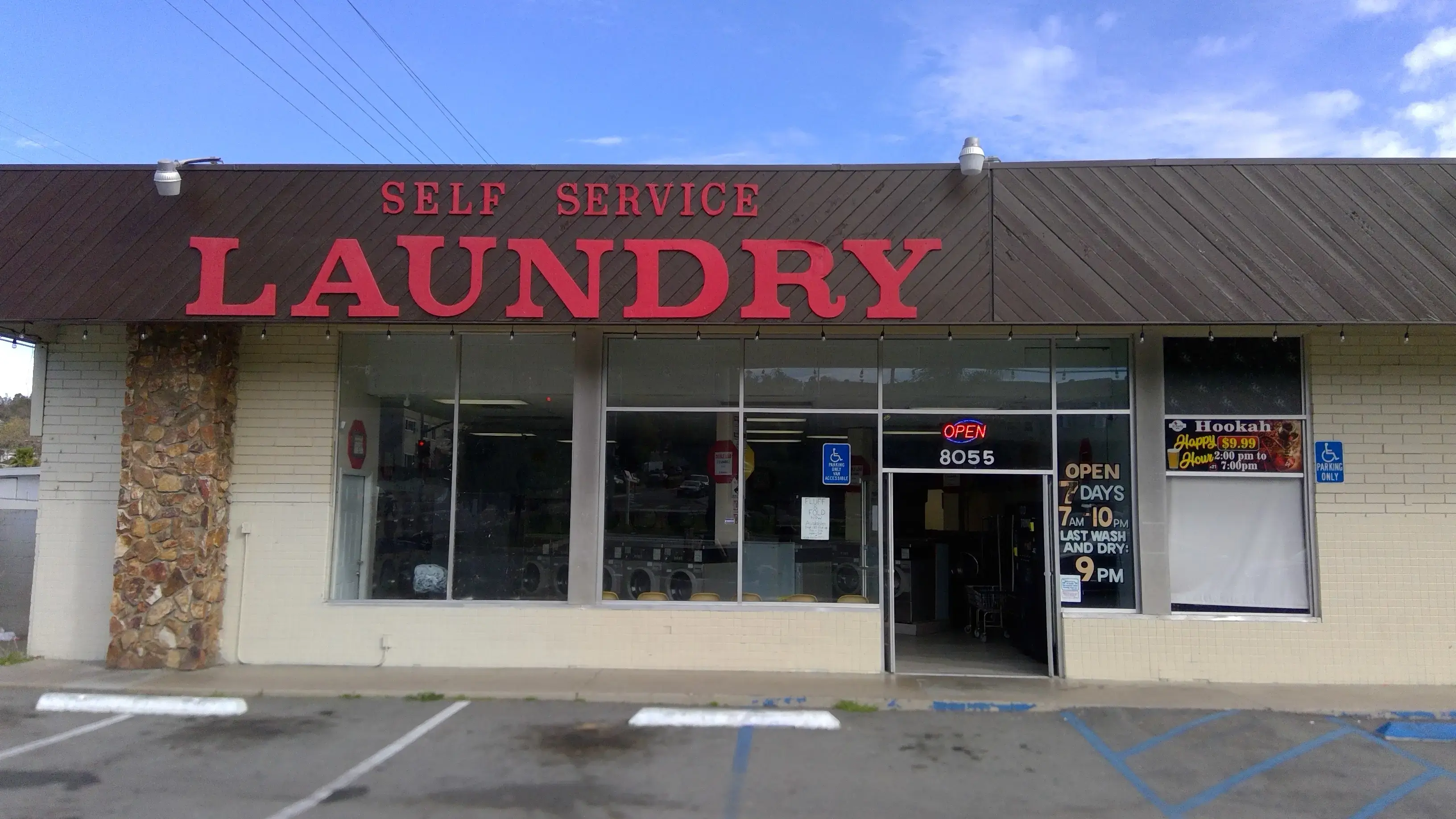 Valley Cleaners Laundromat thumbnail 6