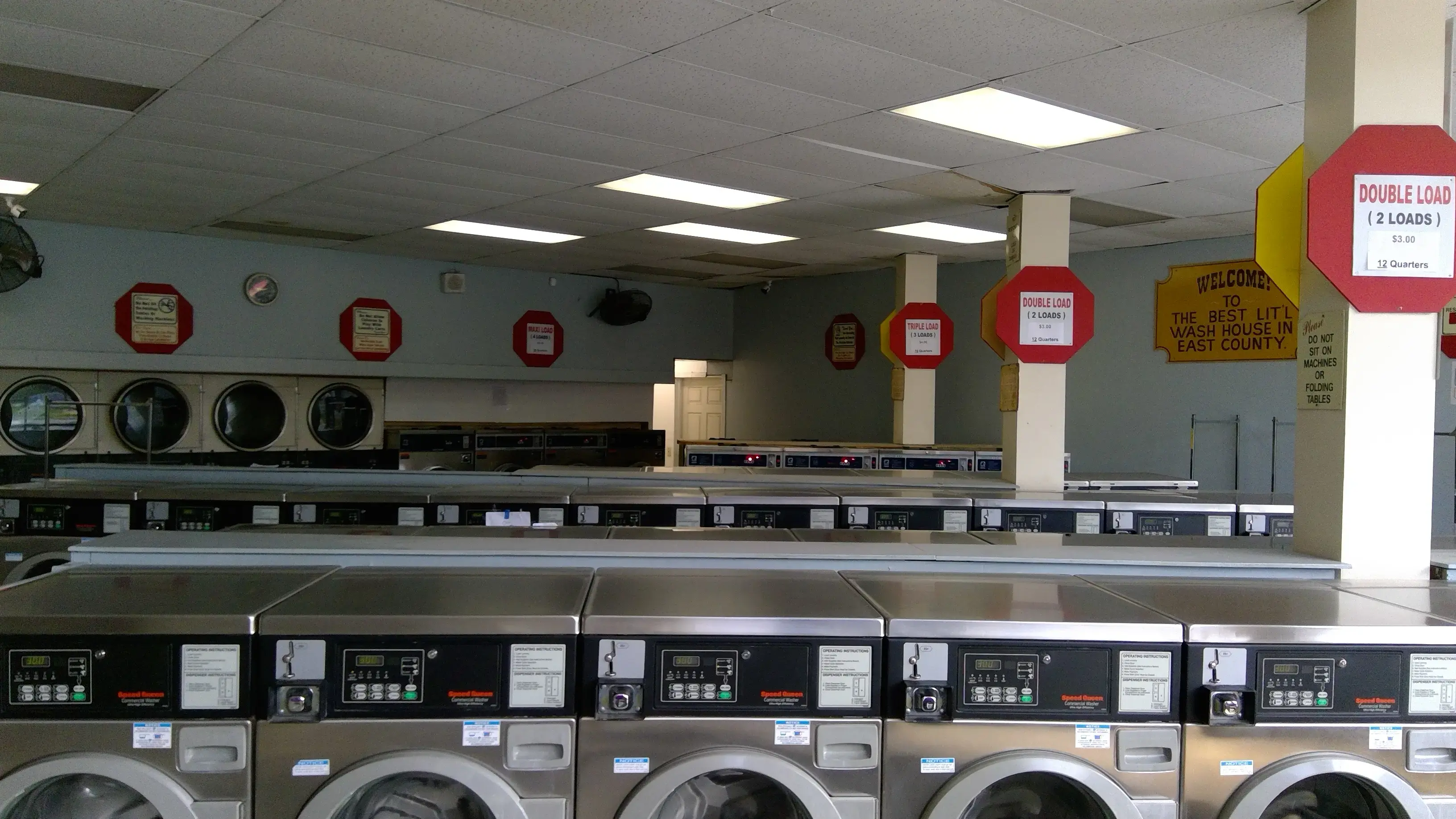 Valley Cleaners Laundromat thumbnail 17