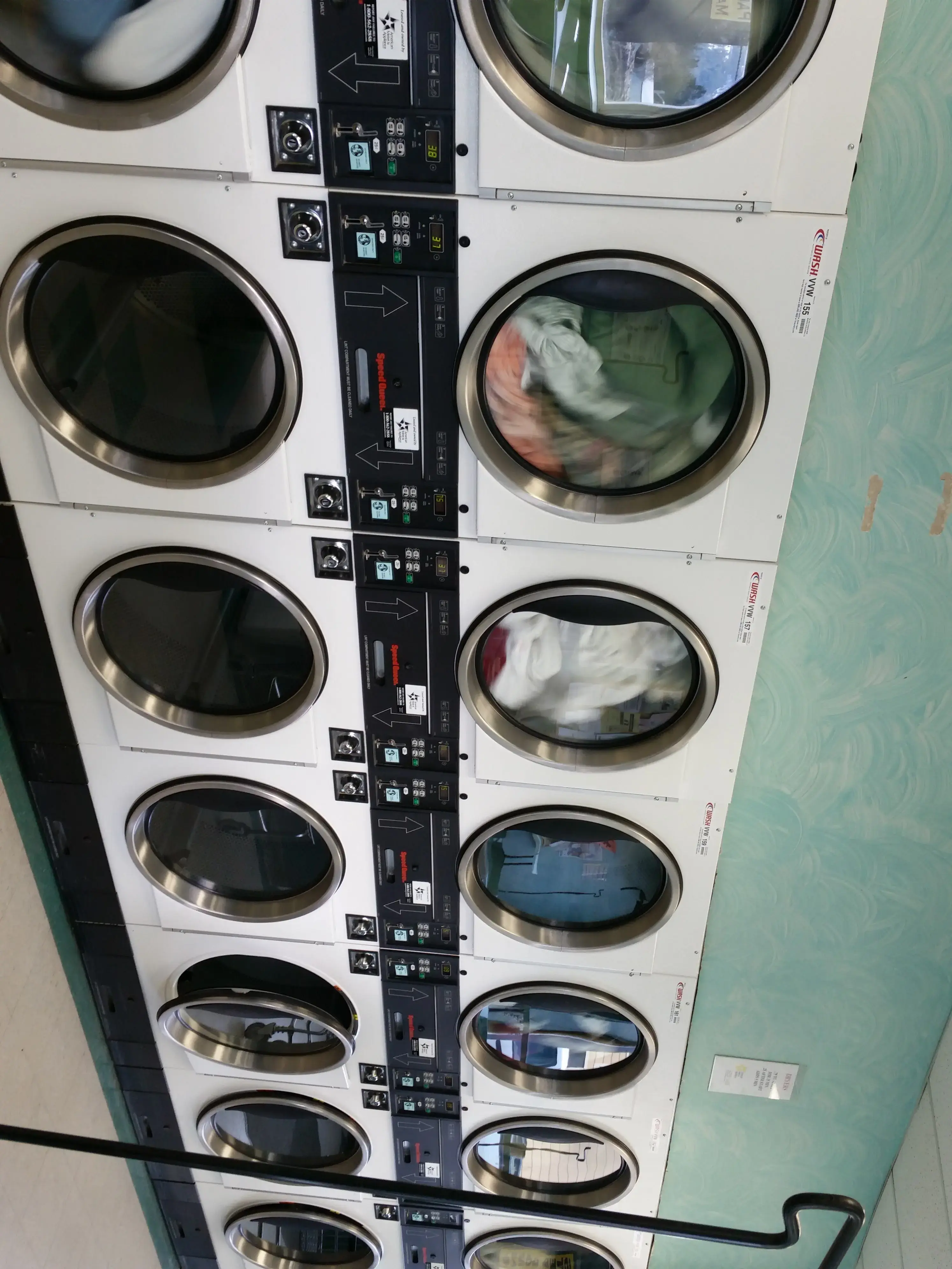 Valley Laundromat thumbnail 15