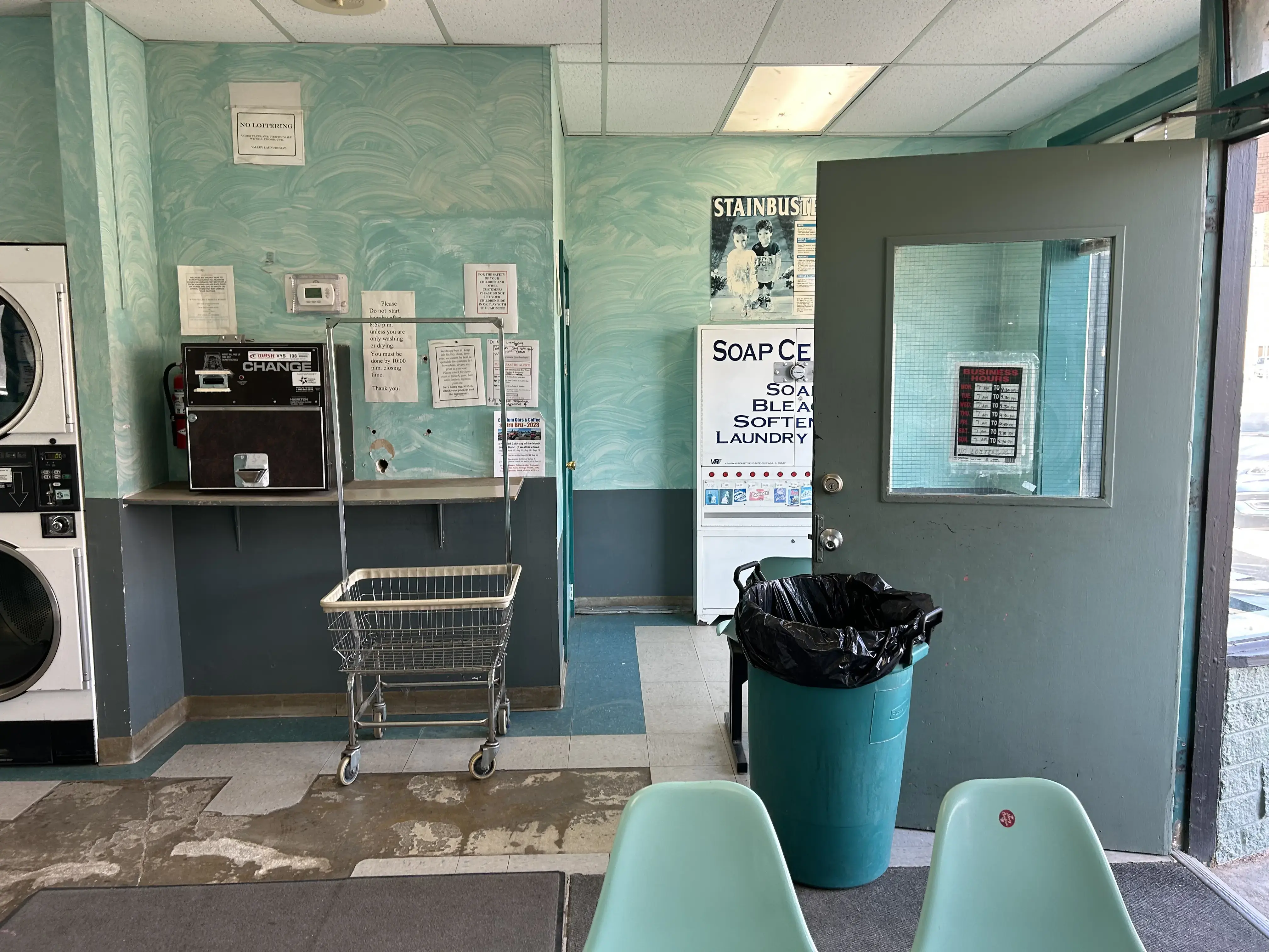 Valley Laundromat - Image 17