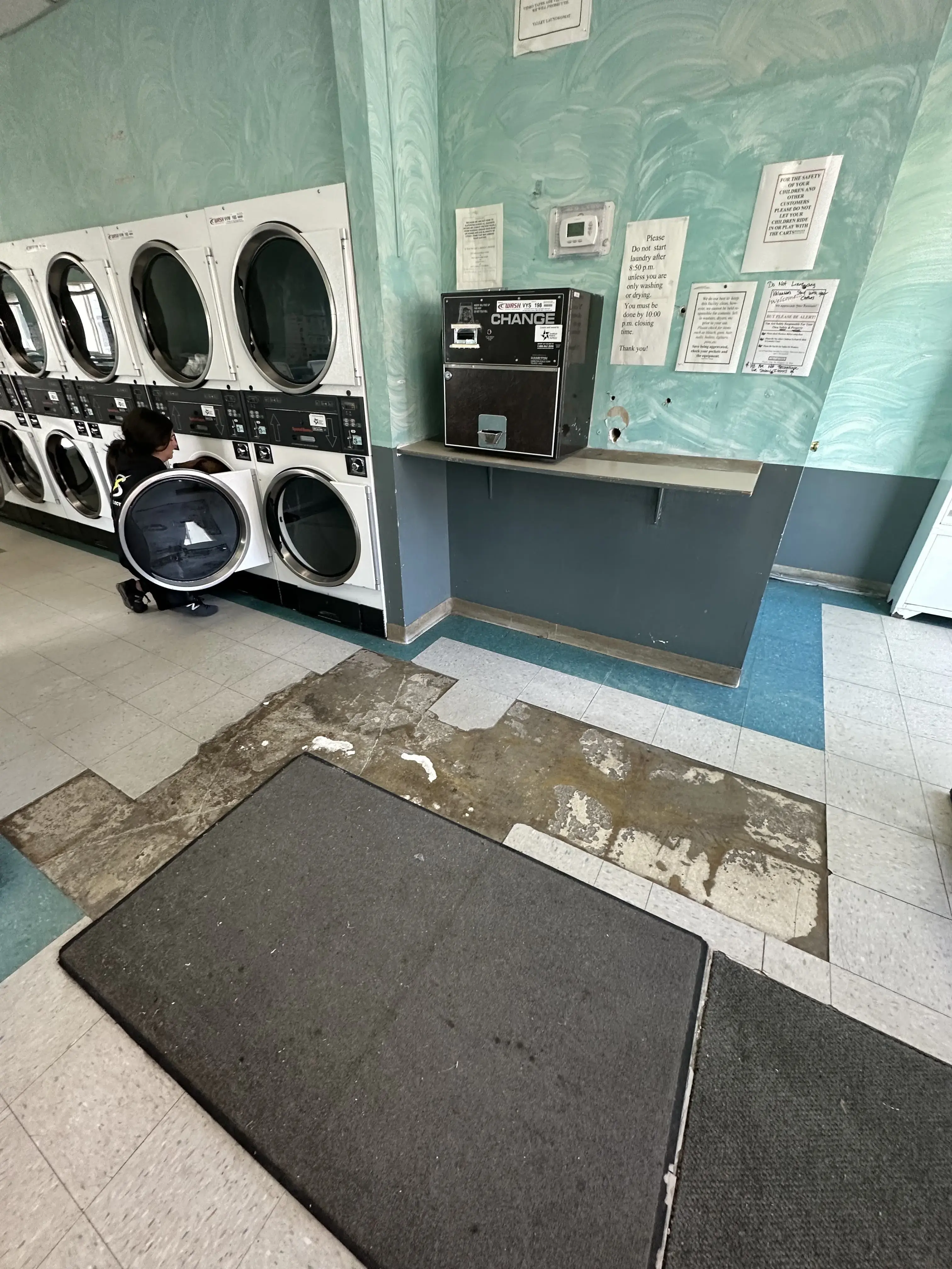 Valley Laundromat - Image 6