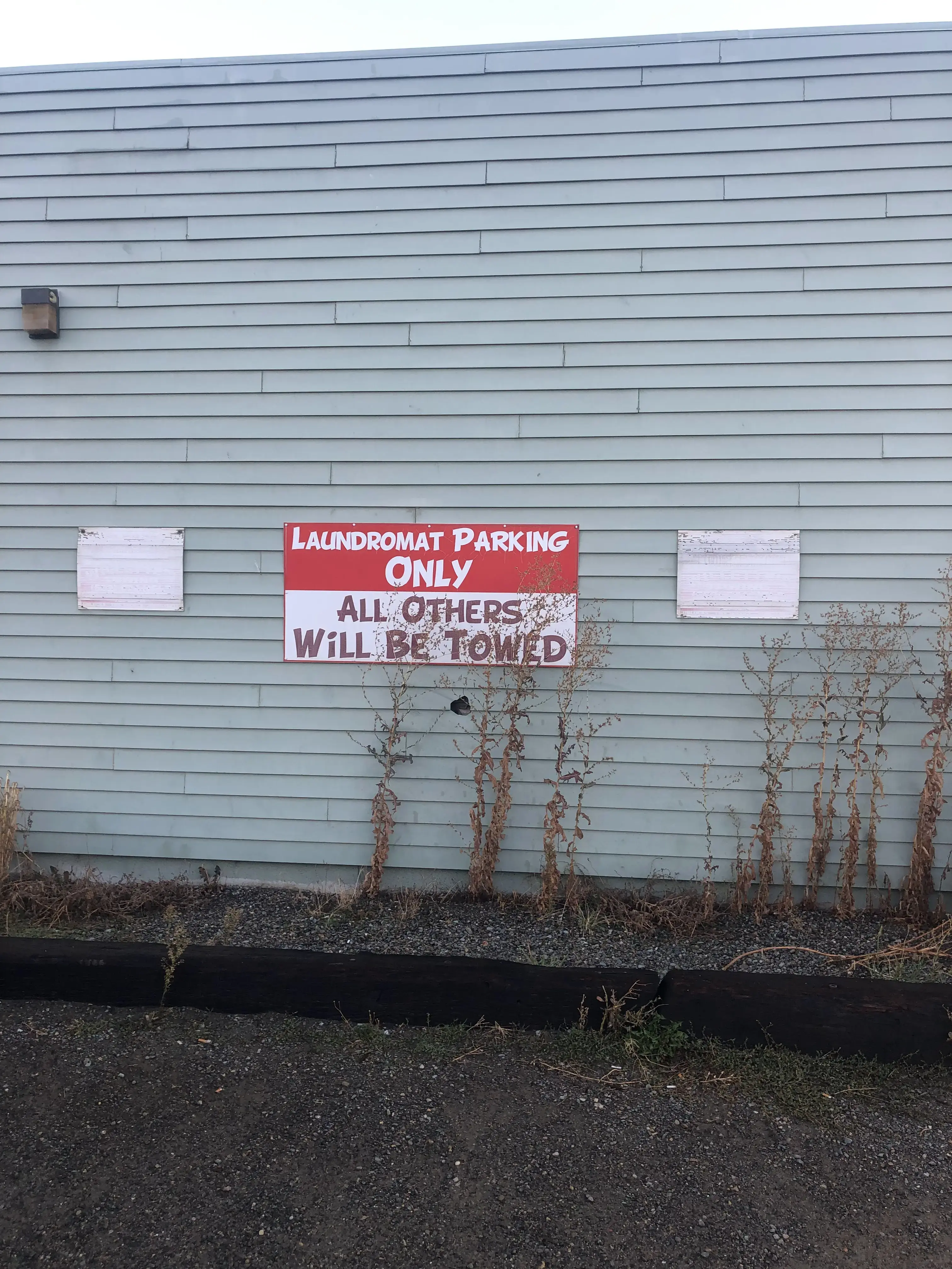 Valley Laundromat - Image 8