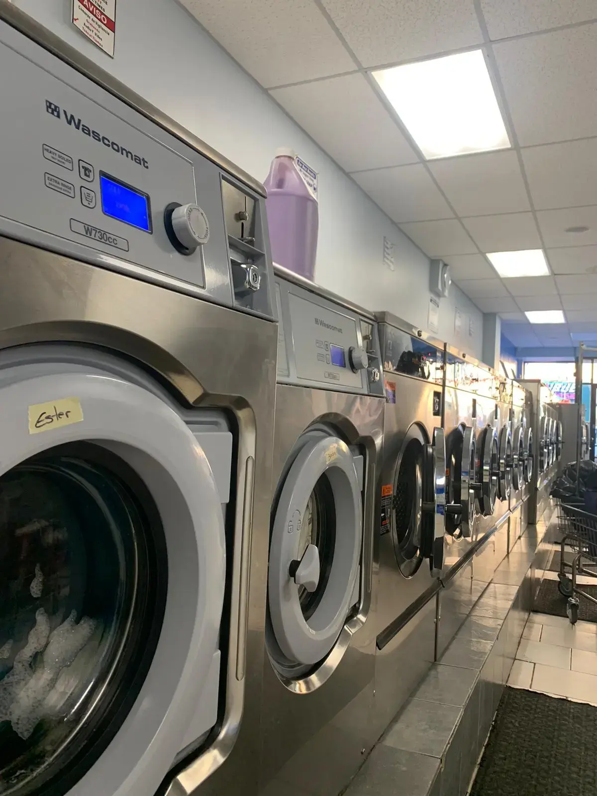 Valley Laundromat thumbnail 10