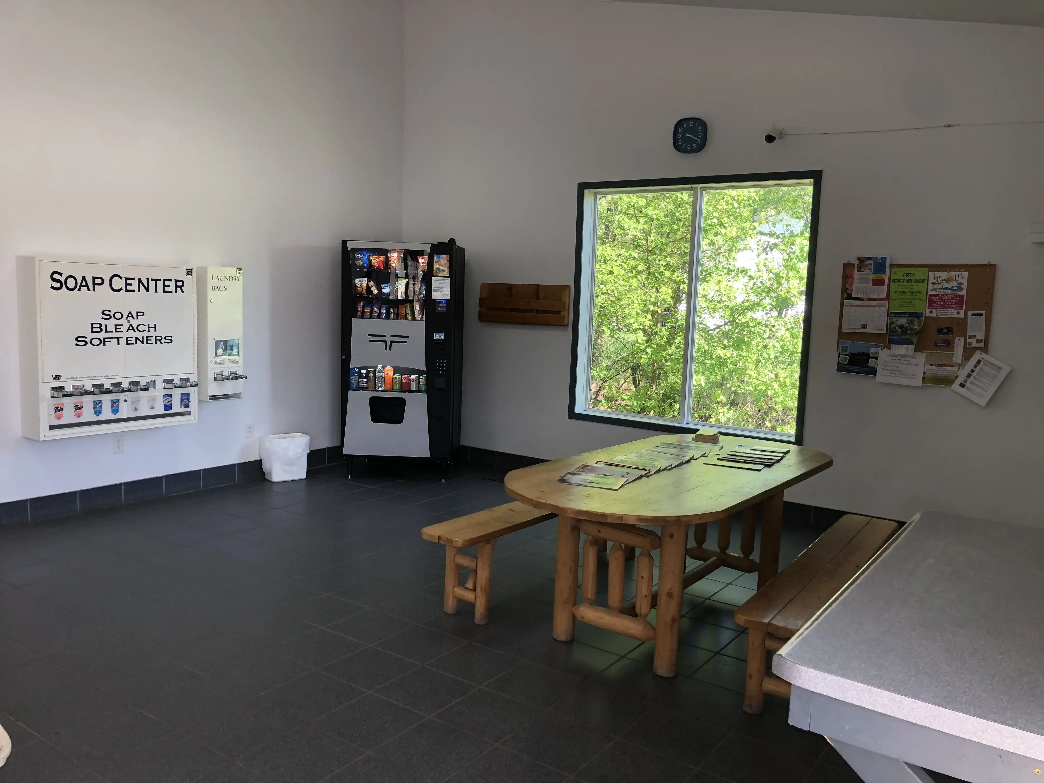 Valley Laundry thumbnail 5