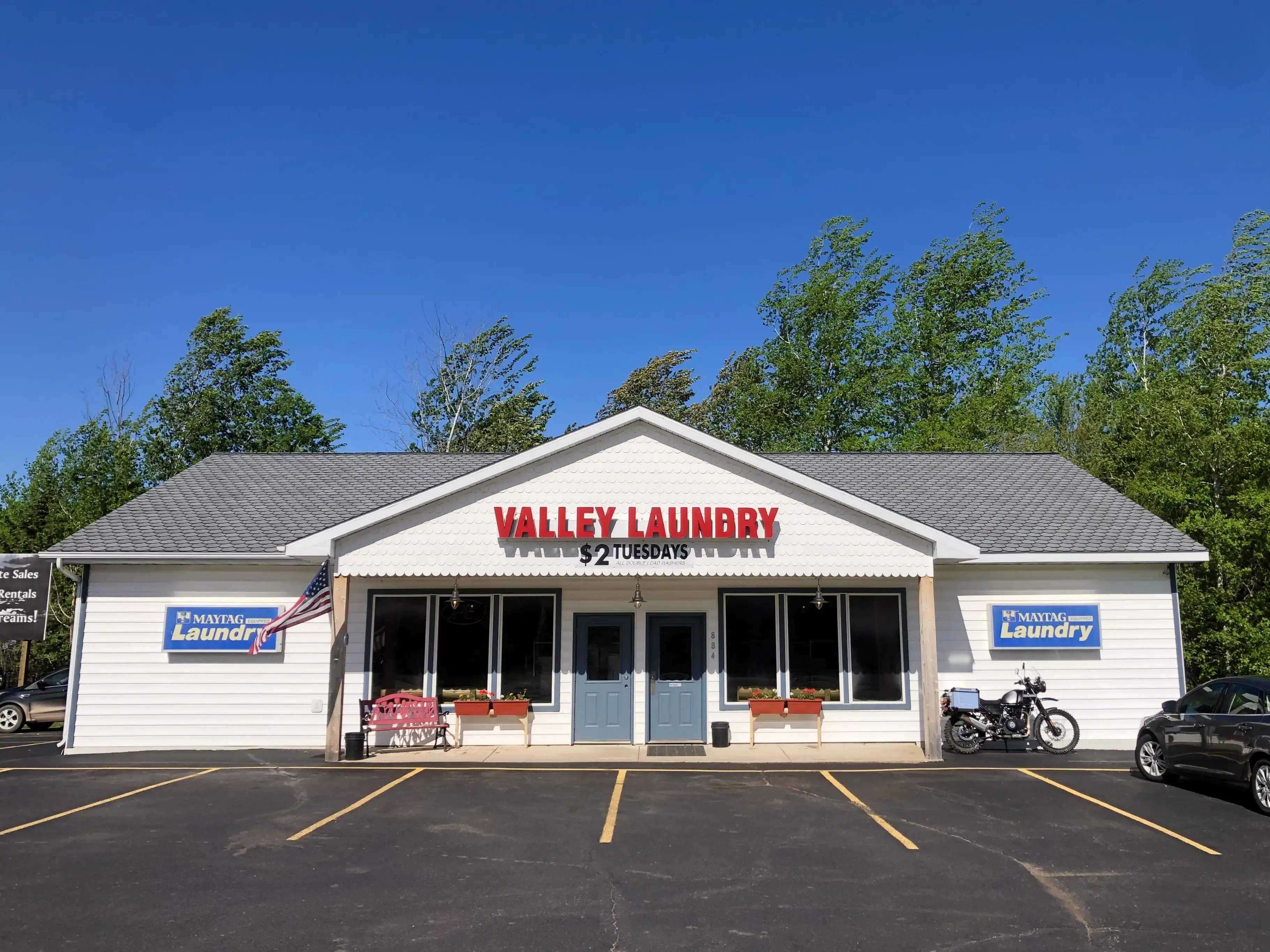 Valley Laundry thumbnail 4