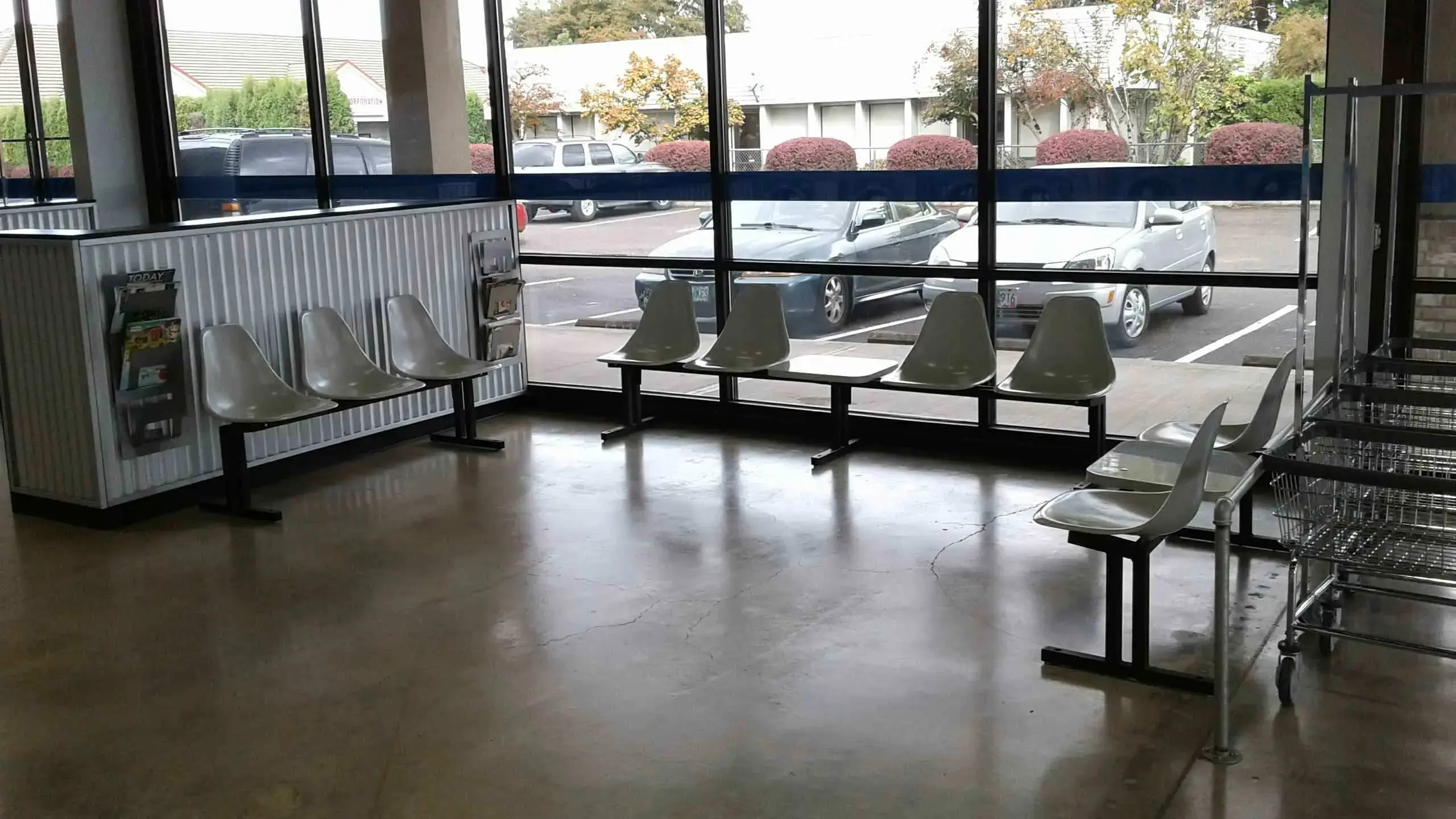 Valley Laundry - Image 7