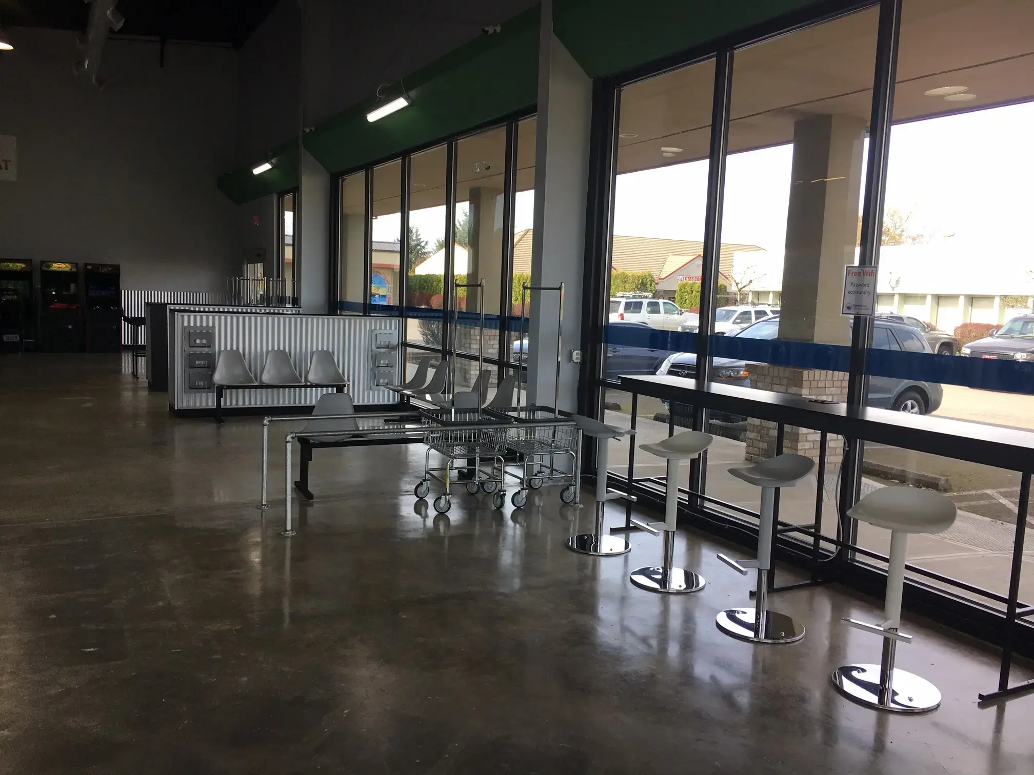 Valley Laundry - Image 8