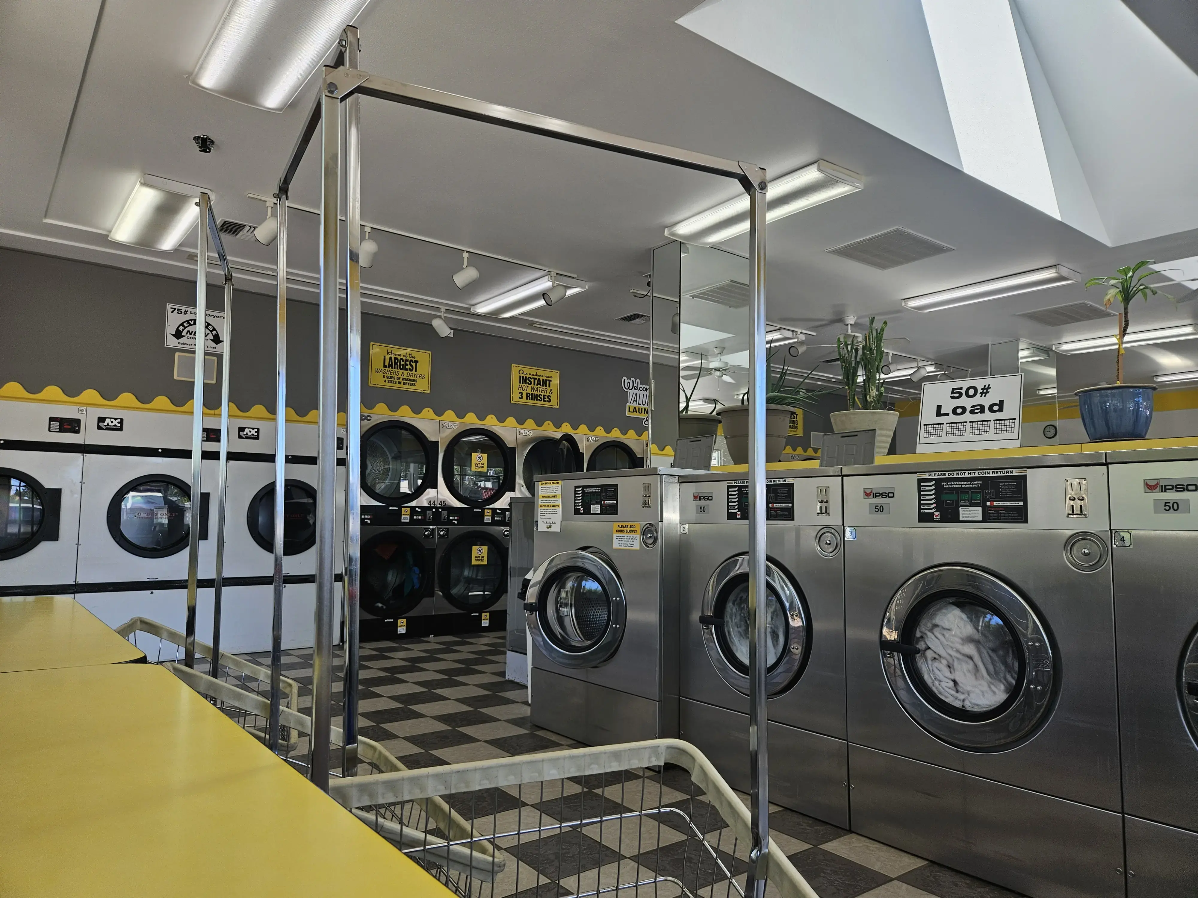 Value Clean Laundromat - Image 1
