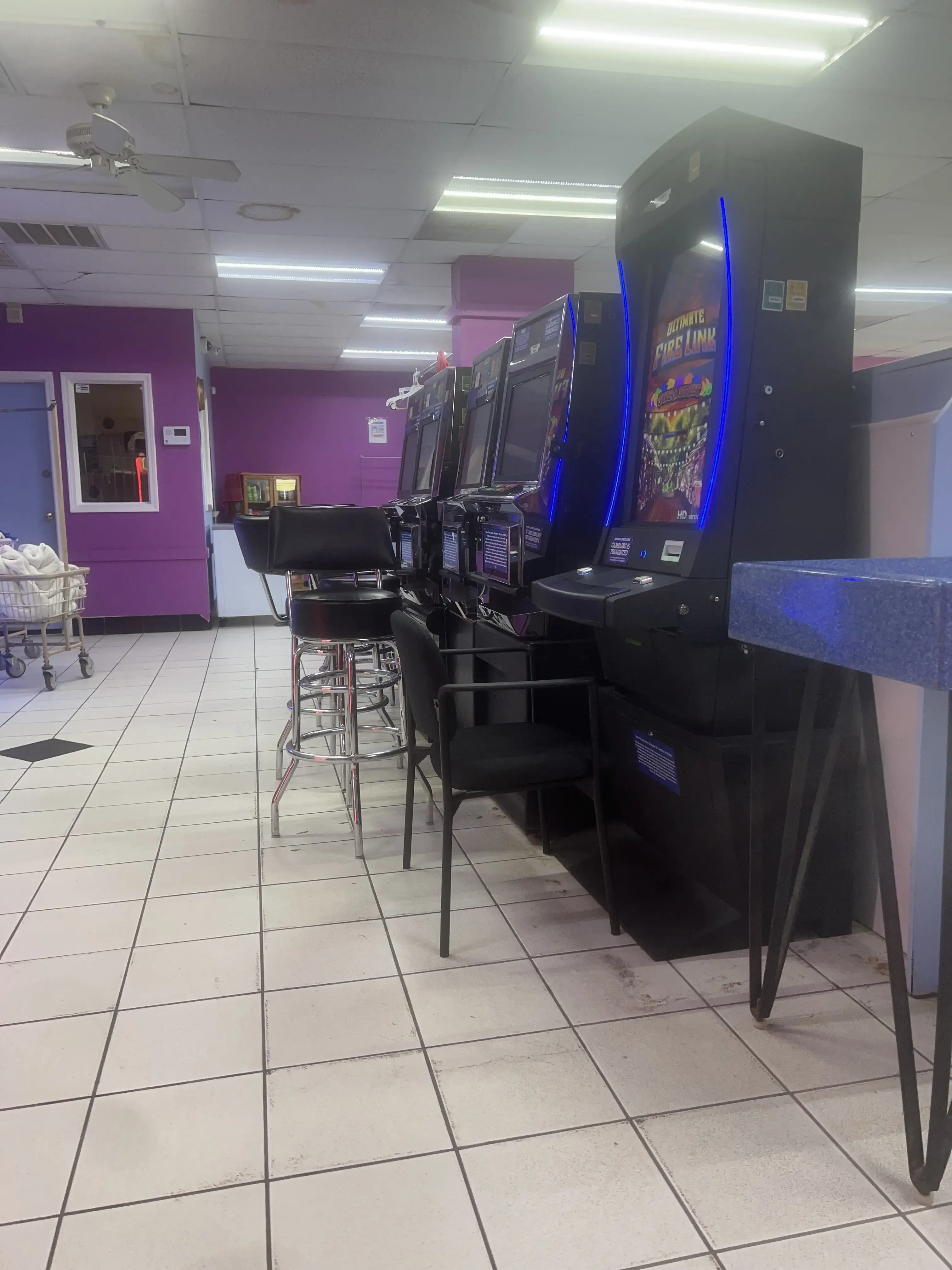 Value Coin Laundry - Image 17