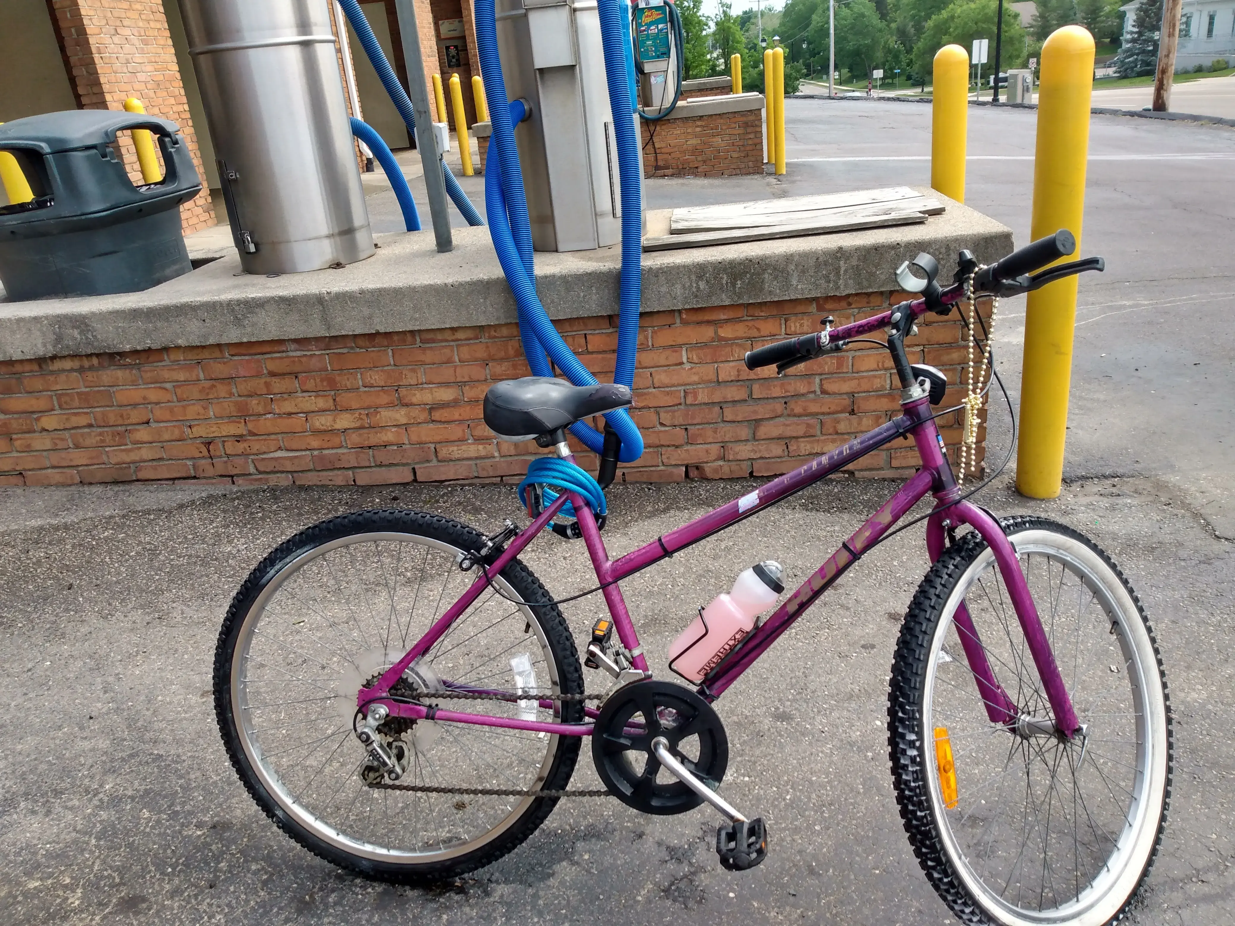 Vandalia Coin Laundry & Car Wash thumbnail 15