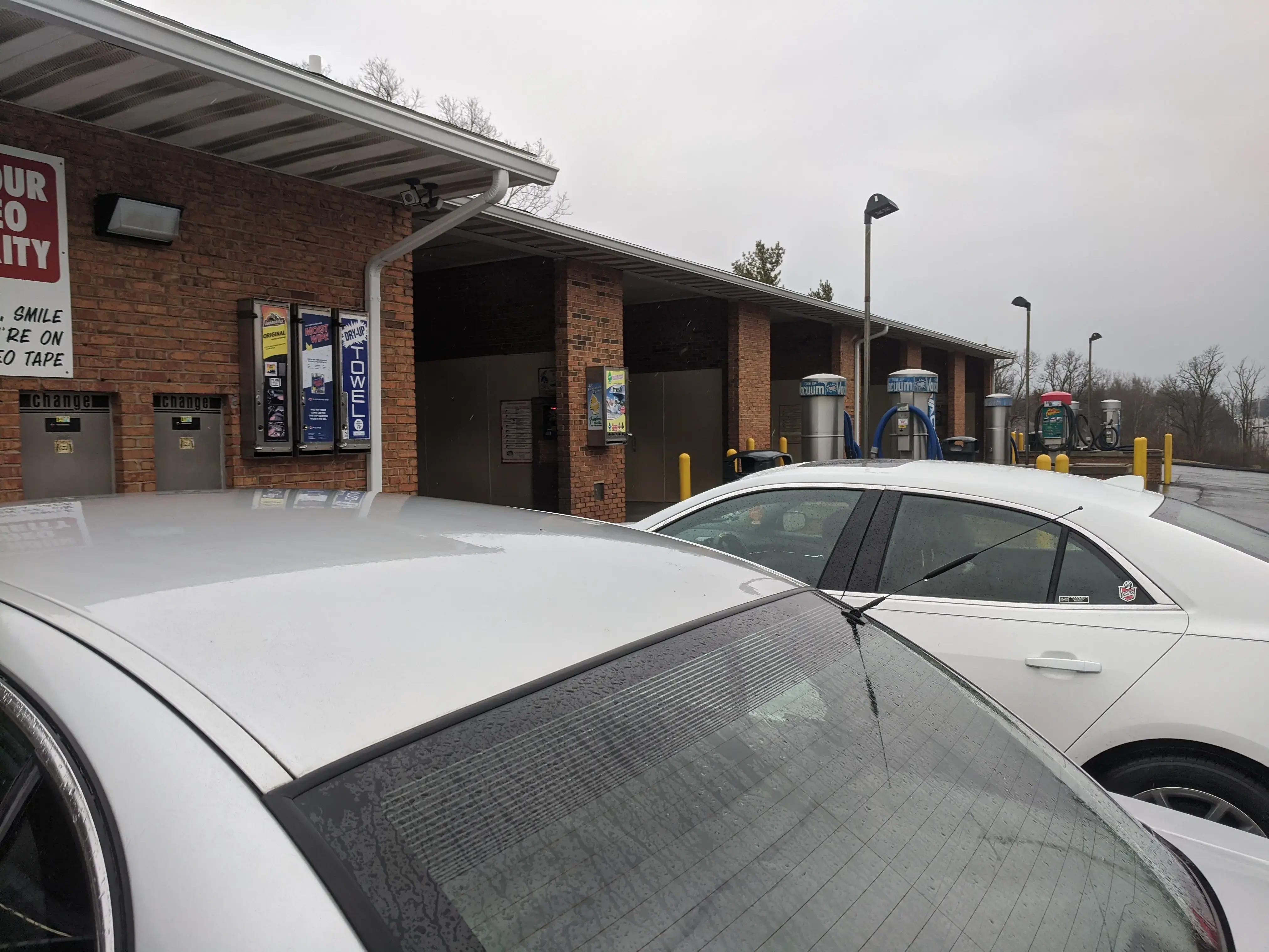 Vandalia Coin Laundry & Car Wash thumbnail 16