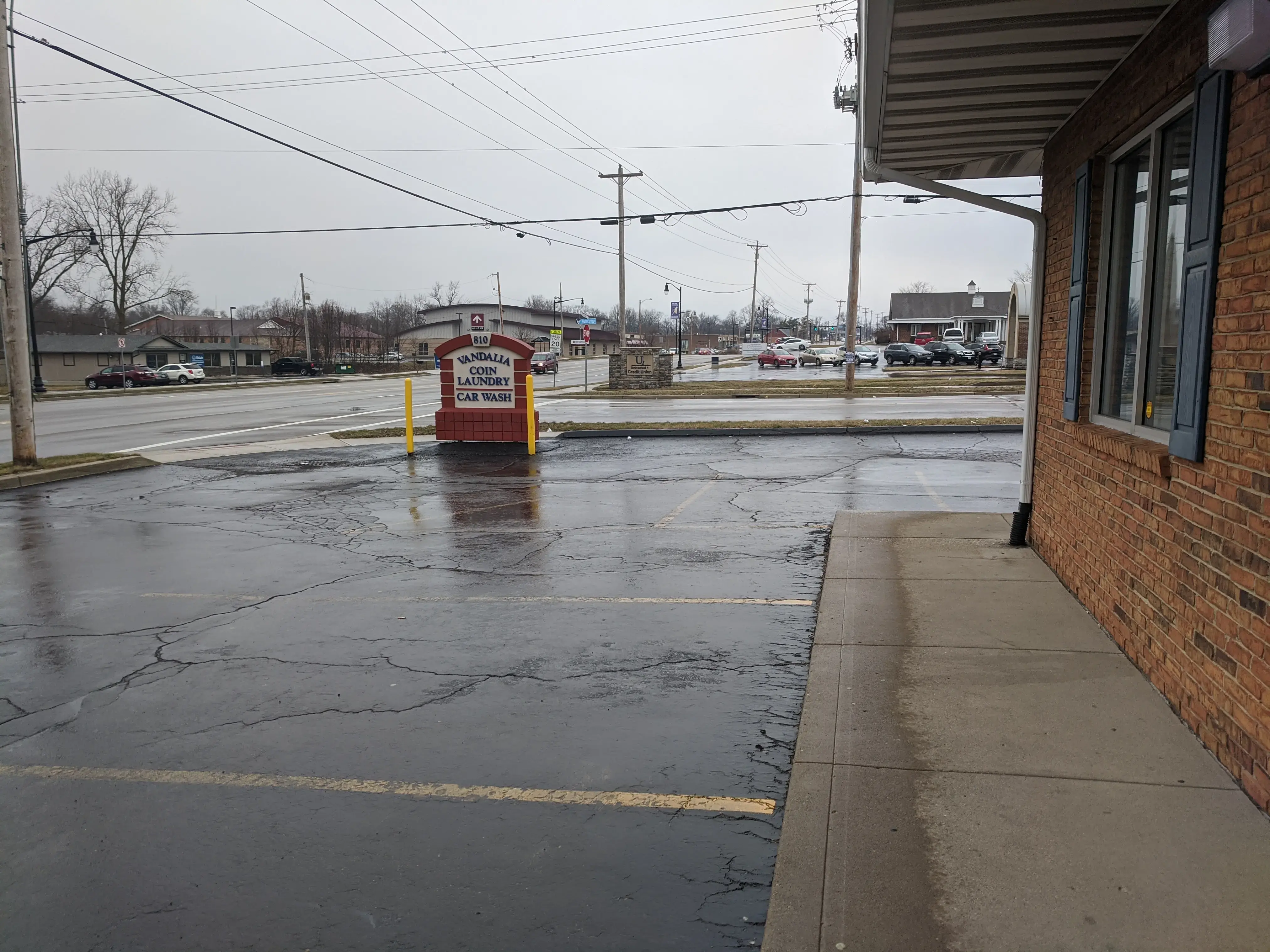 Vandalia Coin Laundry & Car Wash thumbnail 14