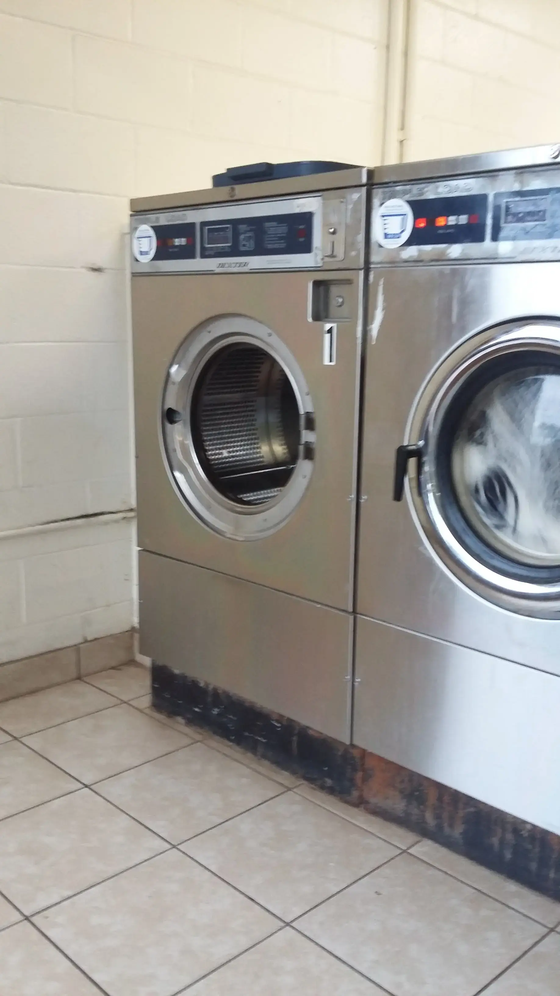 Varsity Enterprises Laundry thumbnail 8