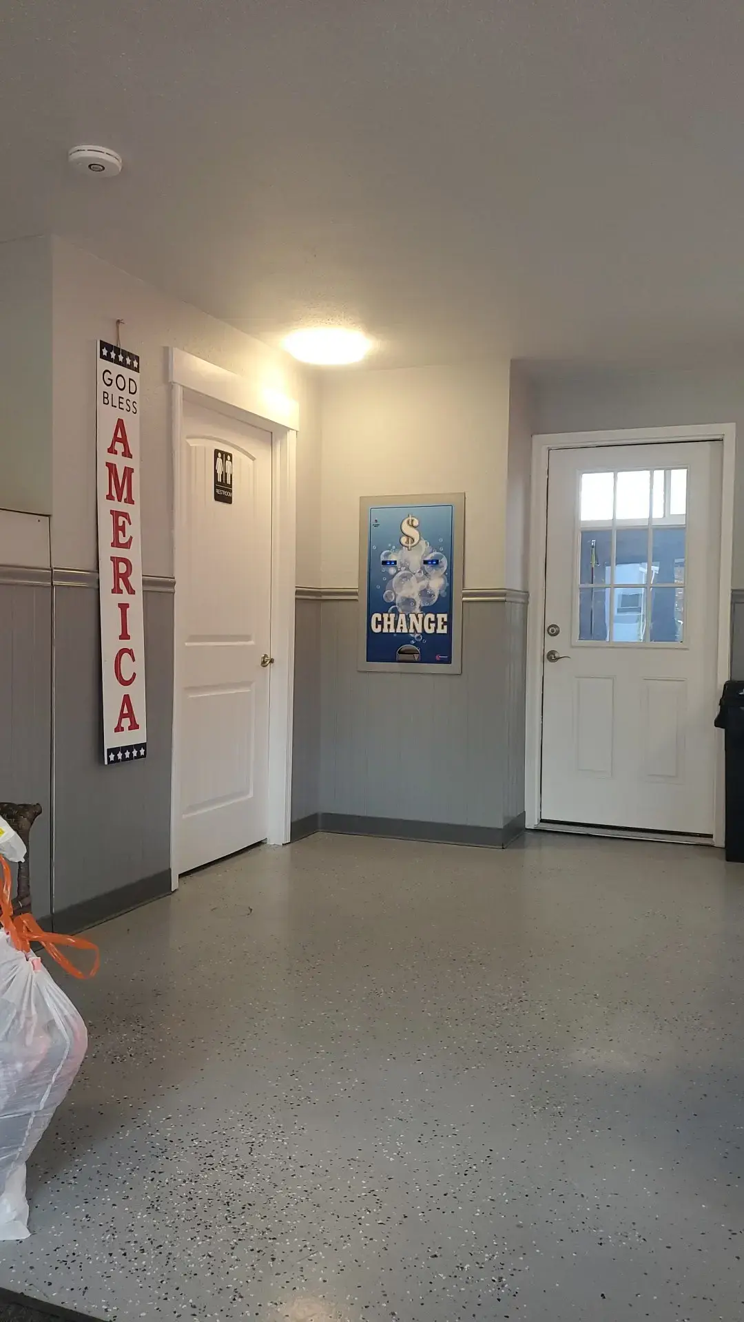 Vashon Laundry thumbnail 3