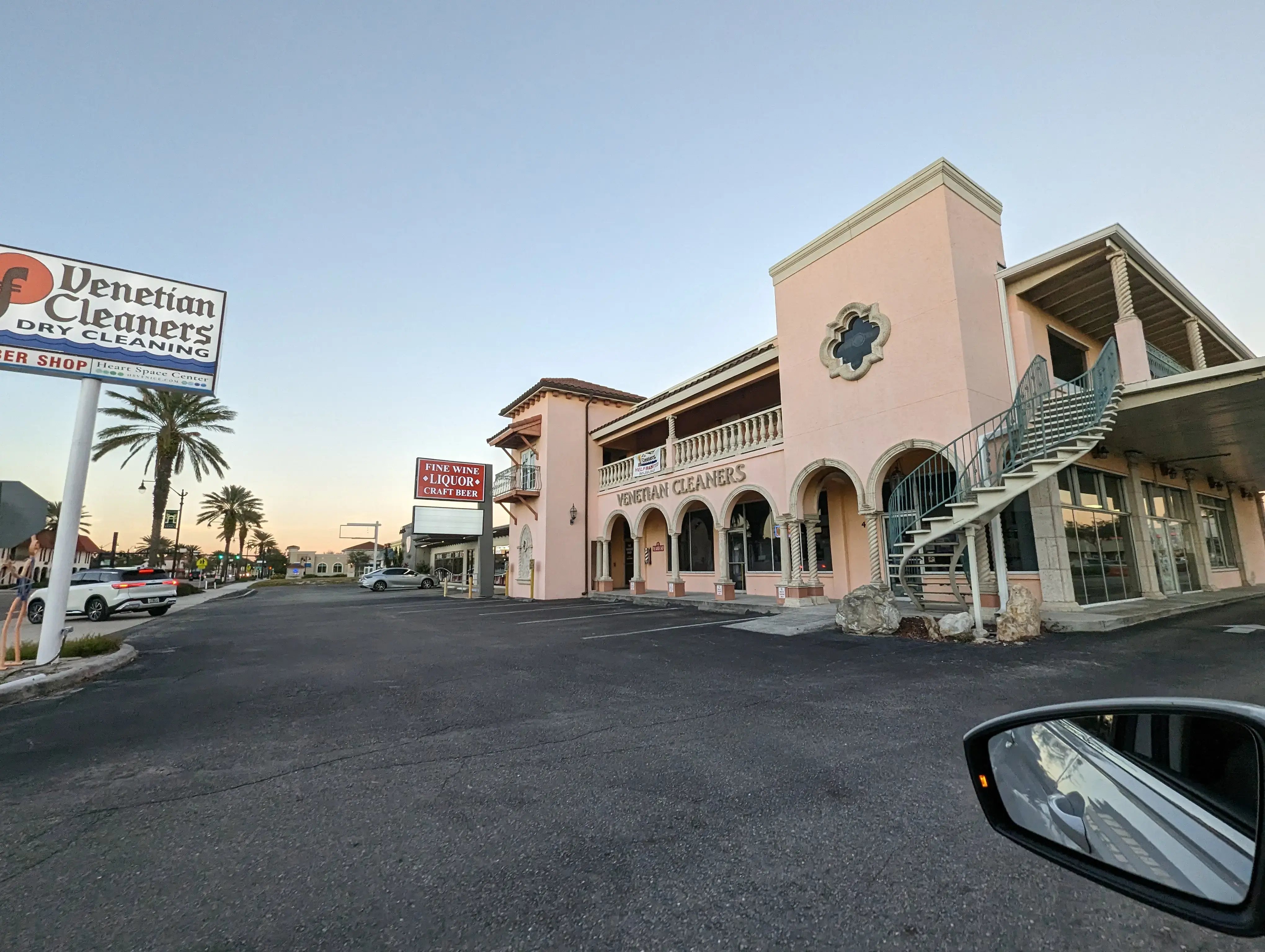 Venetian Cleaners location